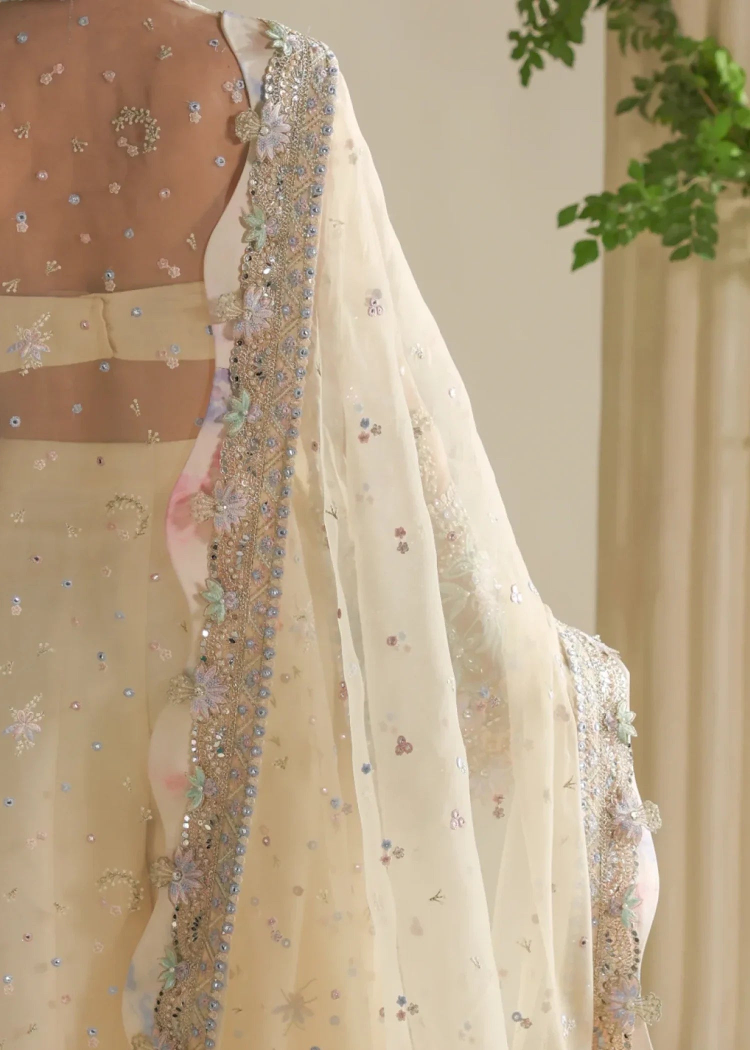 poly organza Gown in Off-white