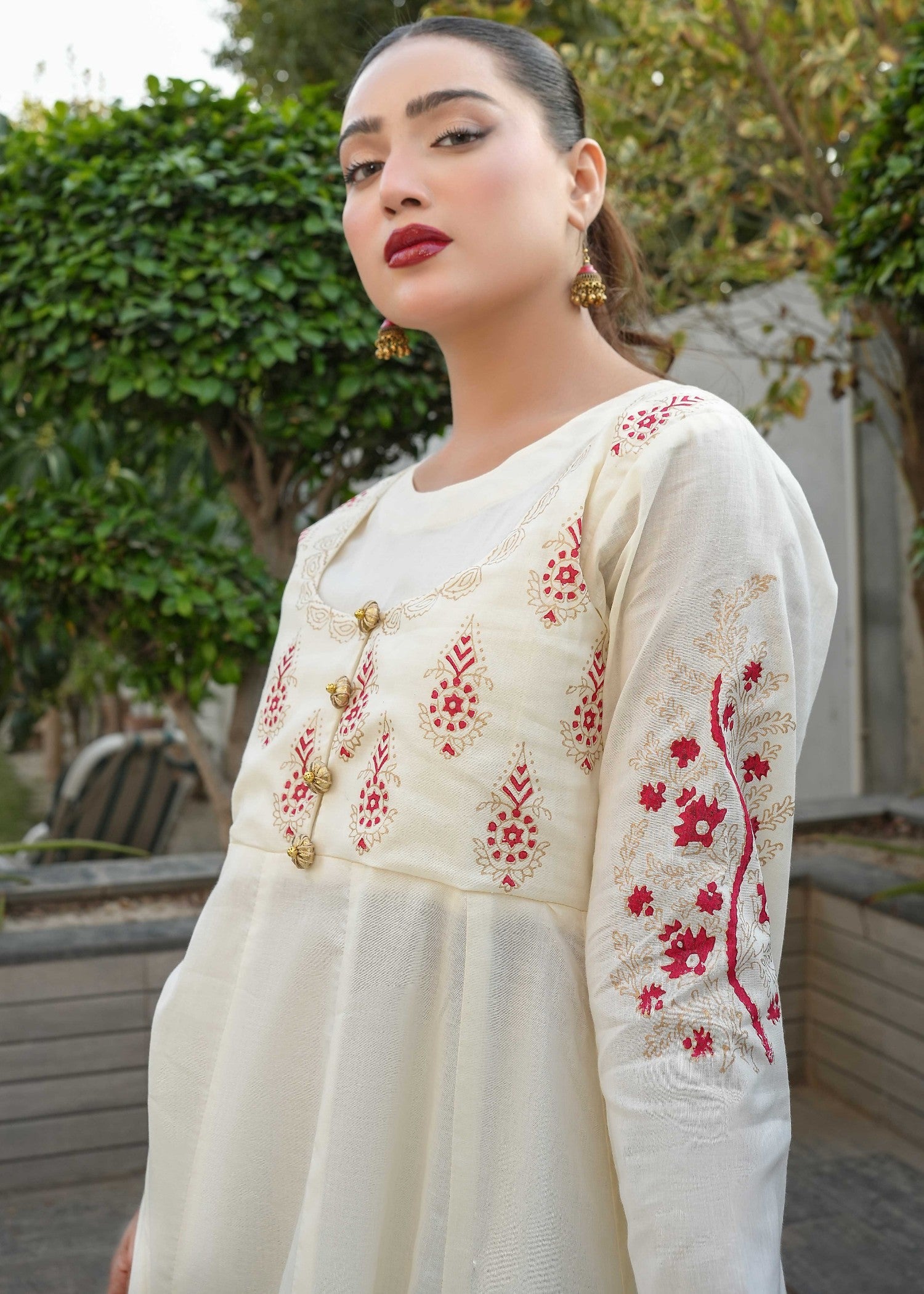 cotton Pishwas in Ivory