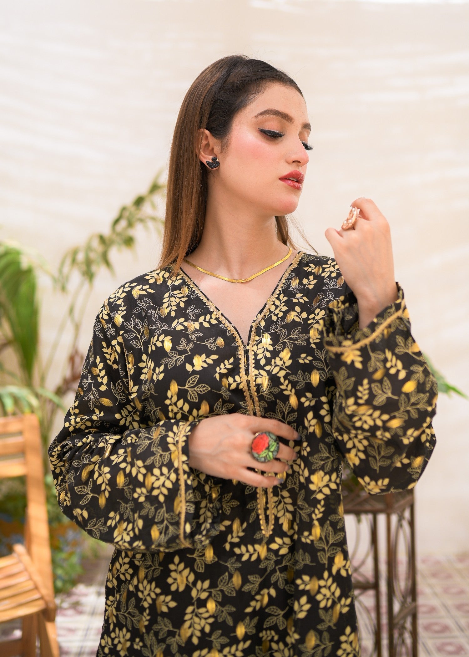 lawn Kurta Set in Charcoal black