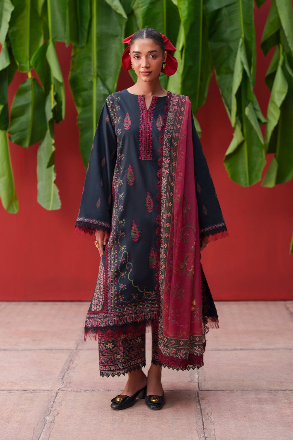 Laanem Luxury Lawn – AZAI-A-SRL26-03