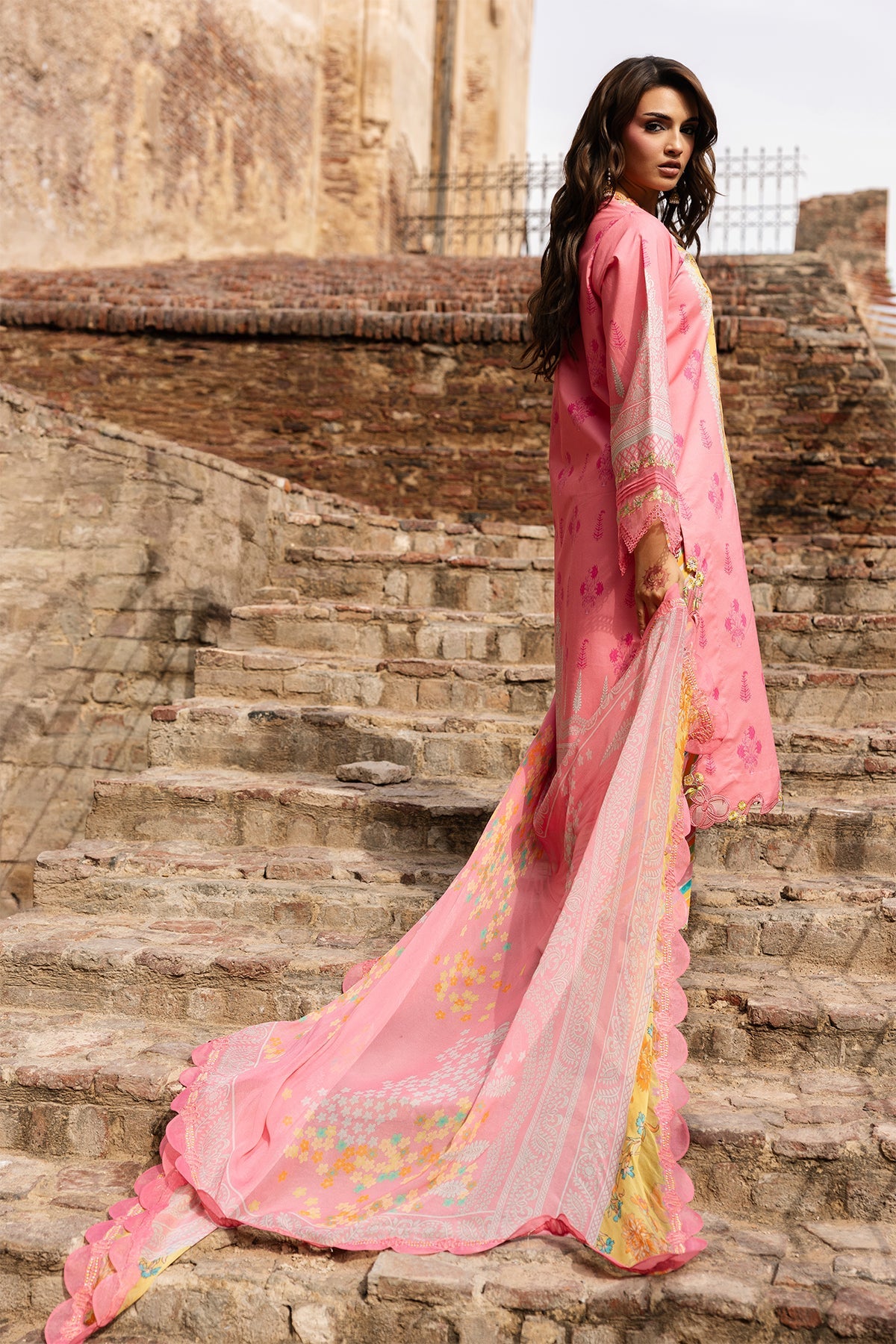 Chunri Lawn – CHN6-08