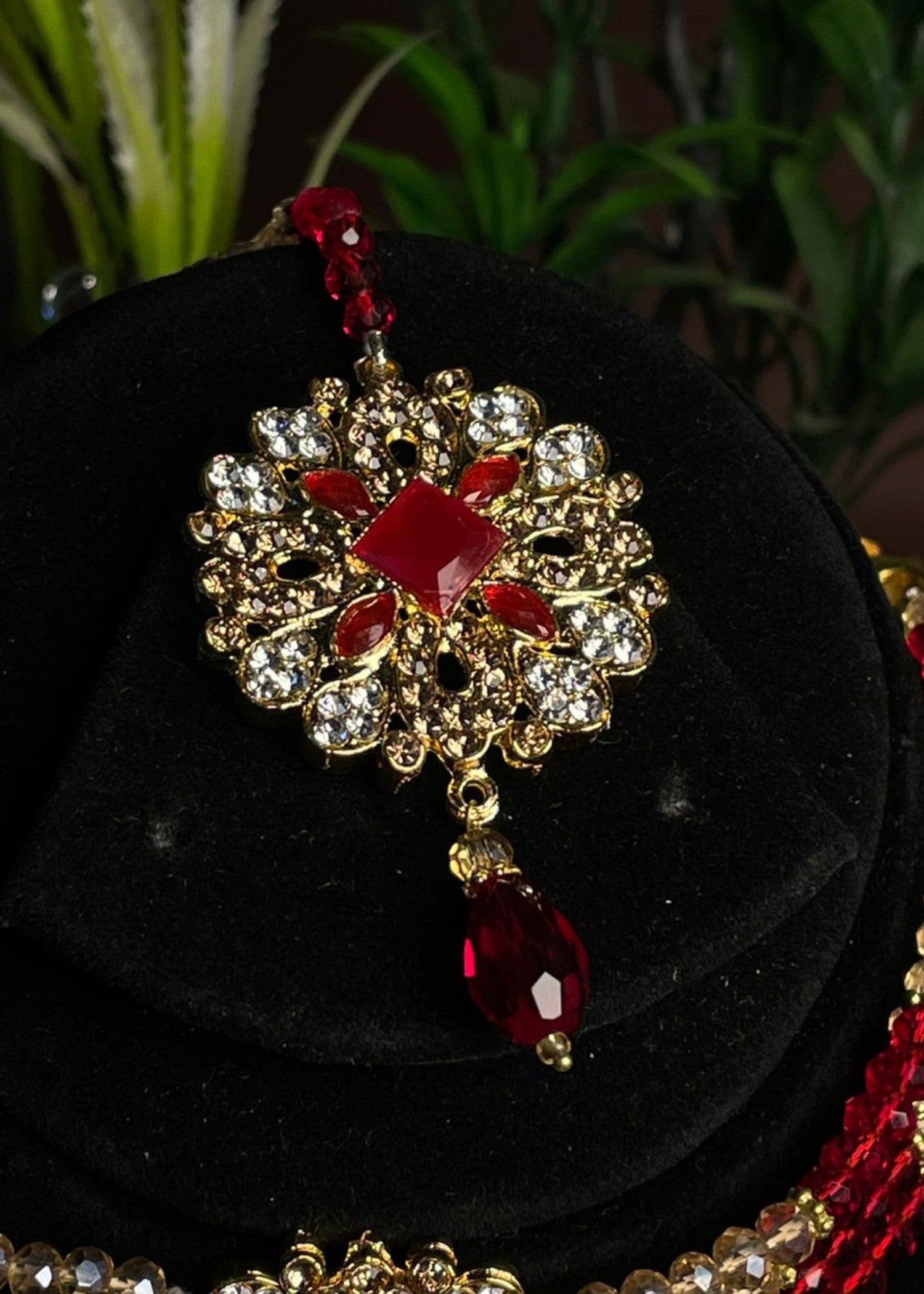 Choker in Red Color by - Trendy Women Choker MCK6807