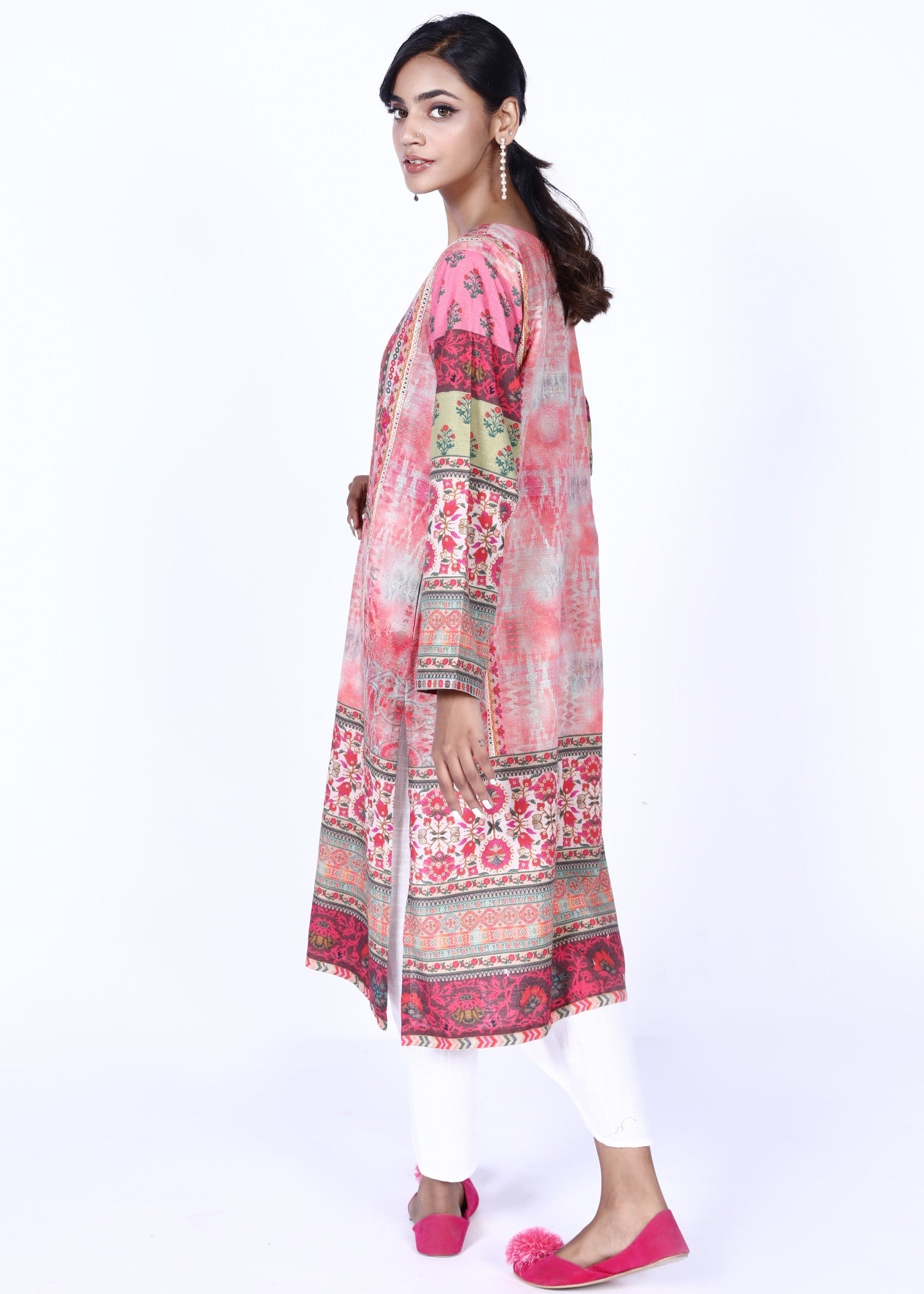 khaddar Kurti in Thulian pink