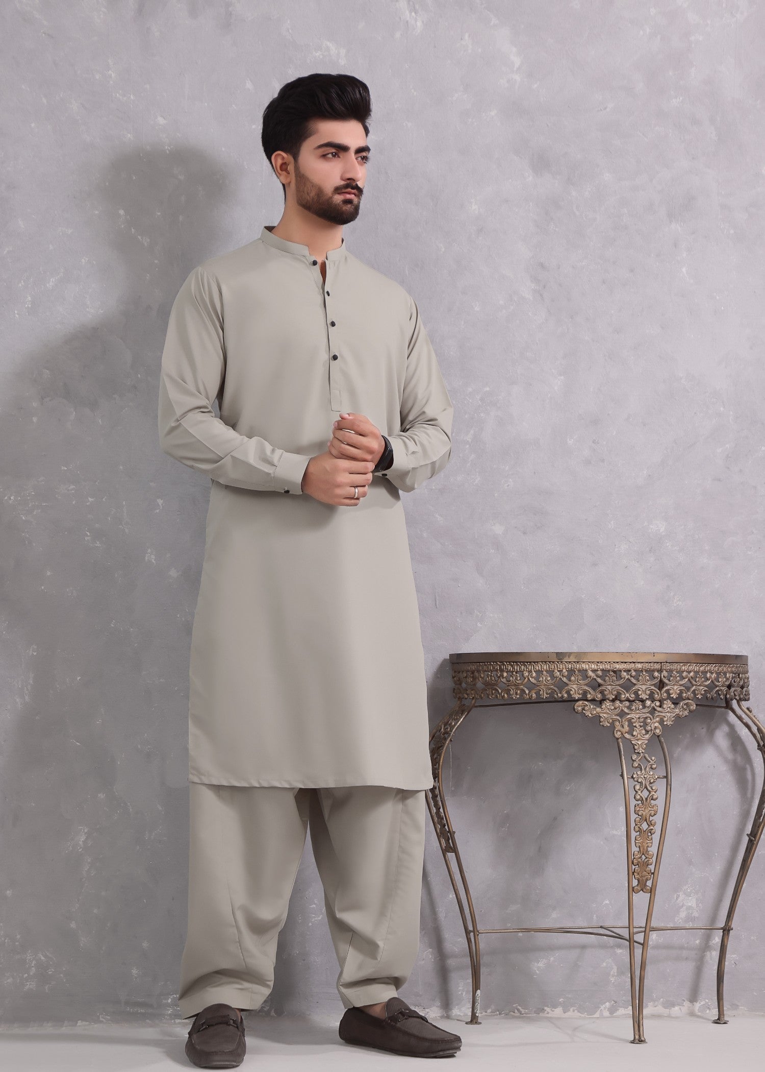 wash & wear Shalwar Kameez in Pistachio green