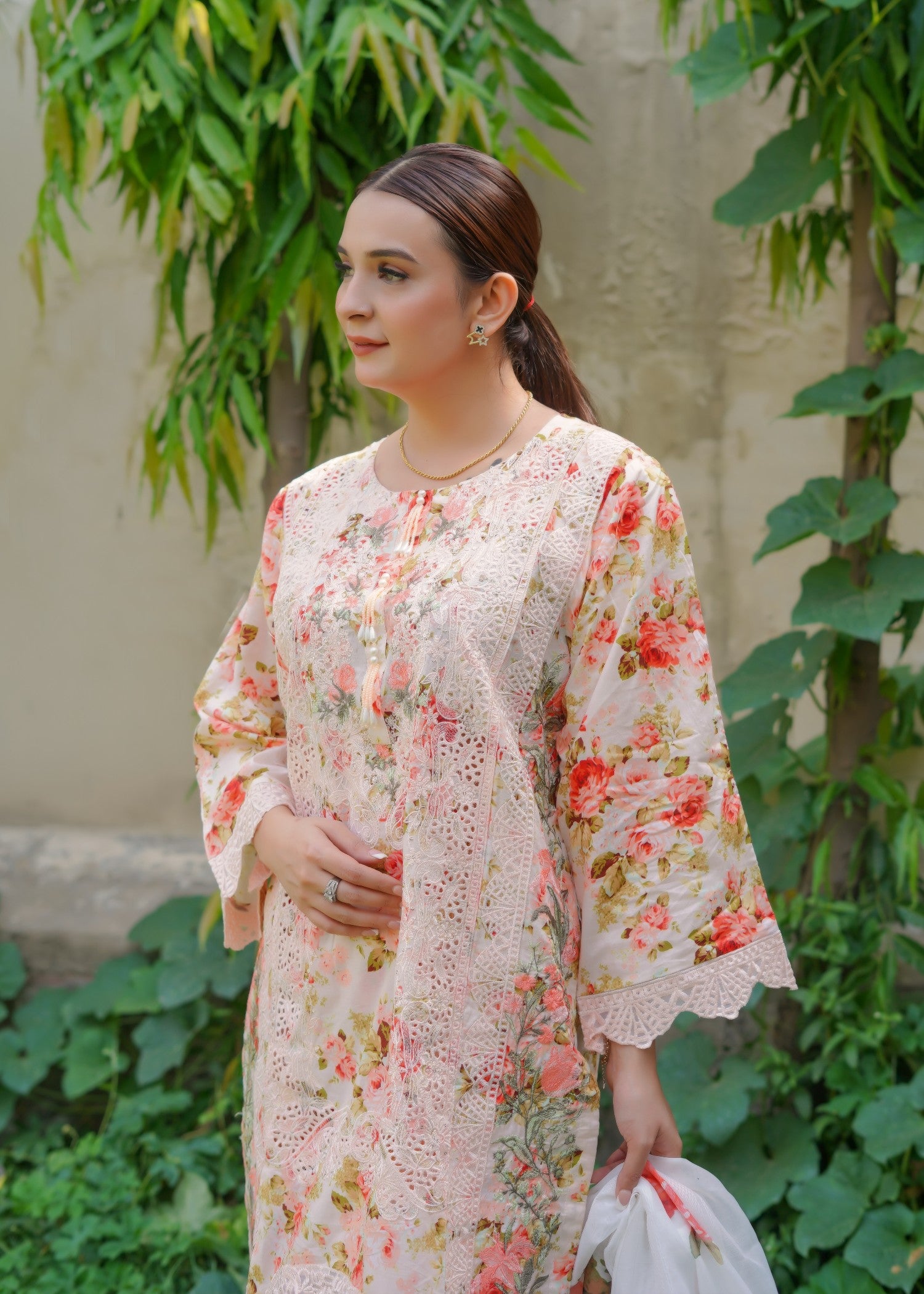 swiss lawn Kurta Set in Apricot orange