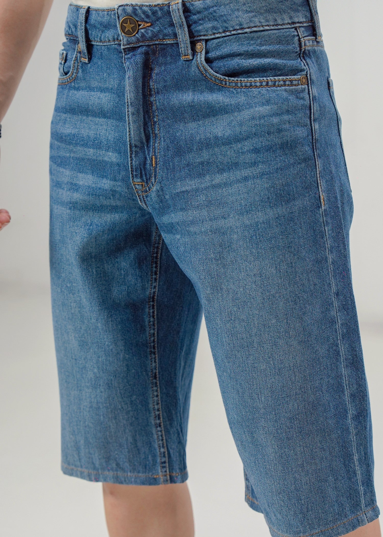denim Shorts in Dark blue
