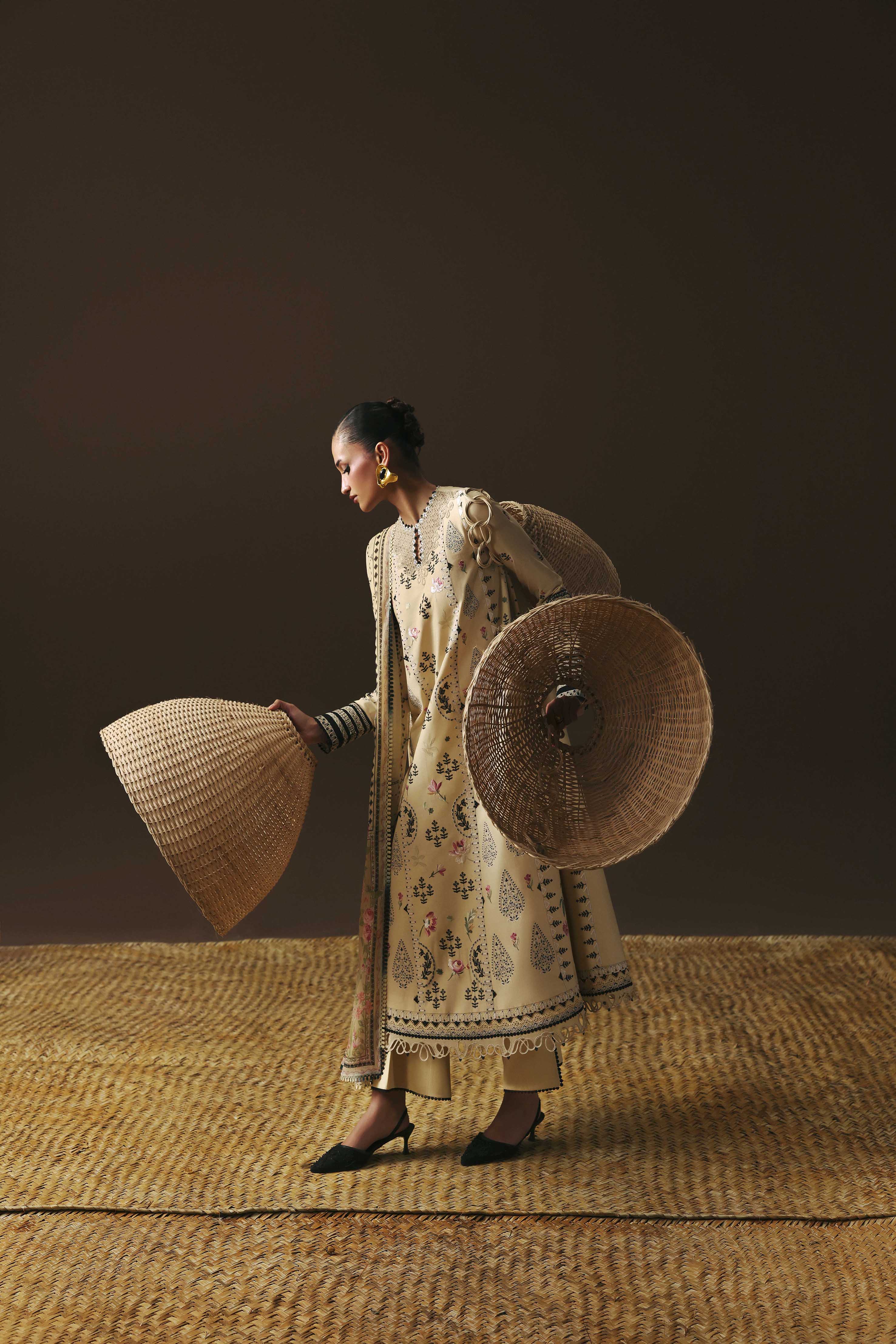 Luxury Lawn – SL-04-26-V2