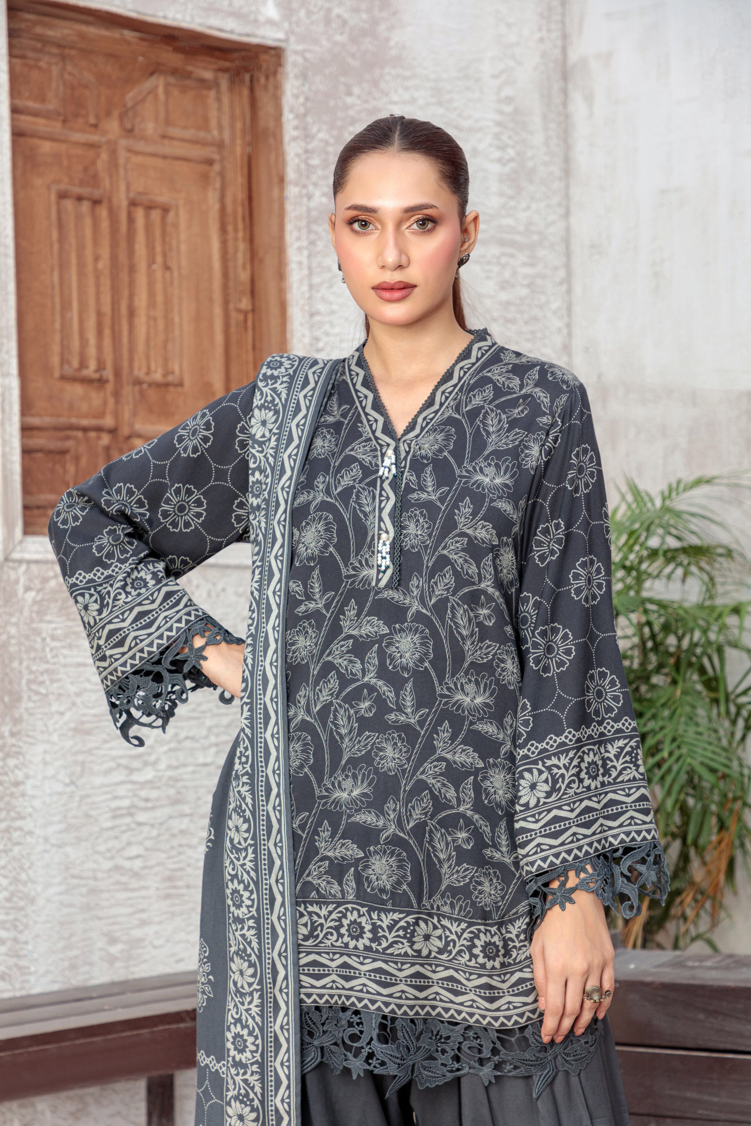pashmina Unstitched in Grey
