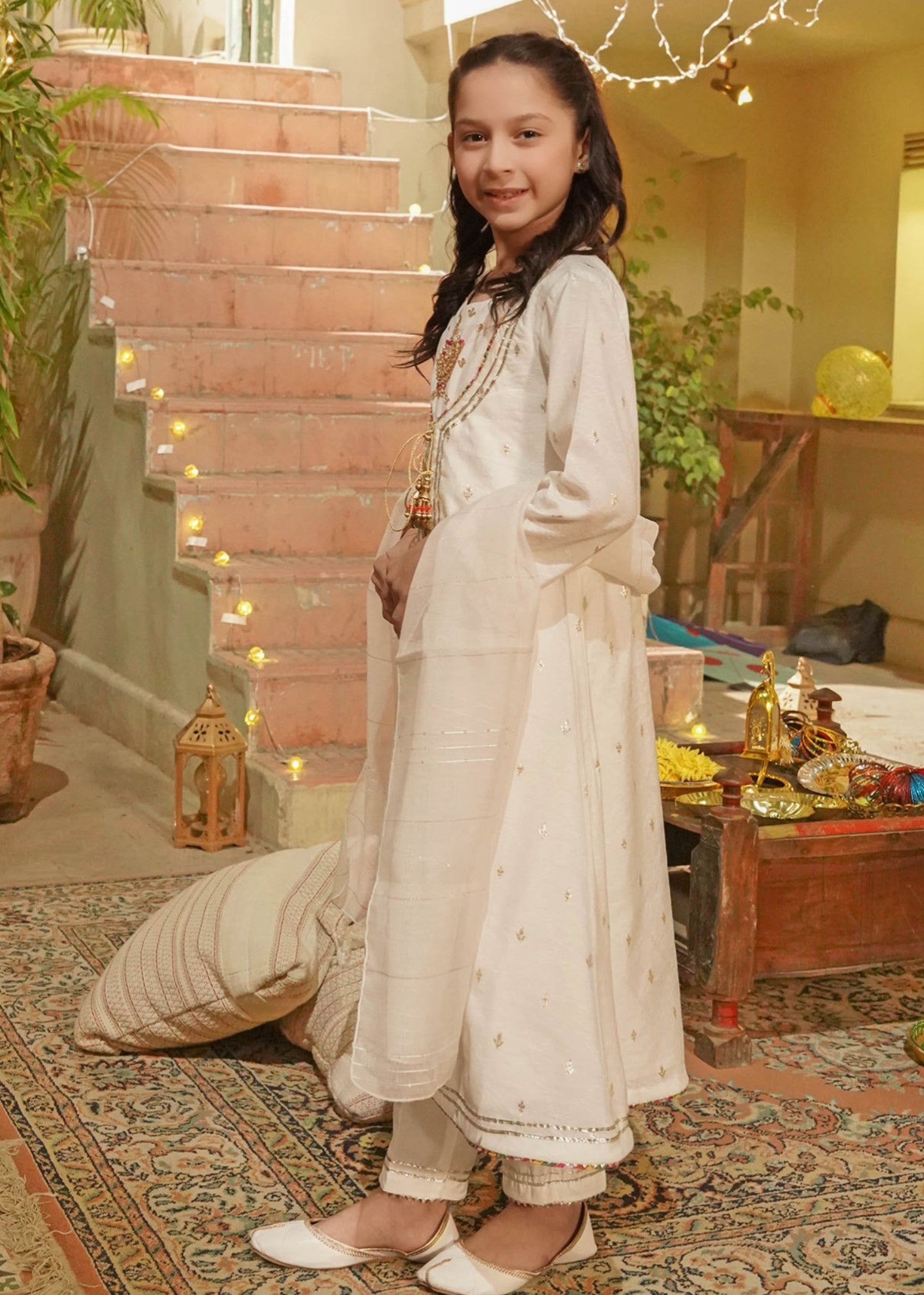 viscose jacquard Pishwas in Ivory