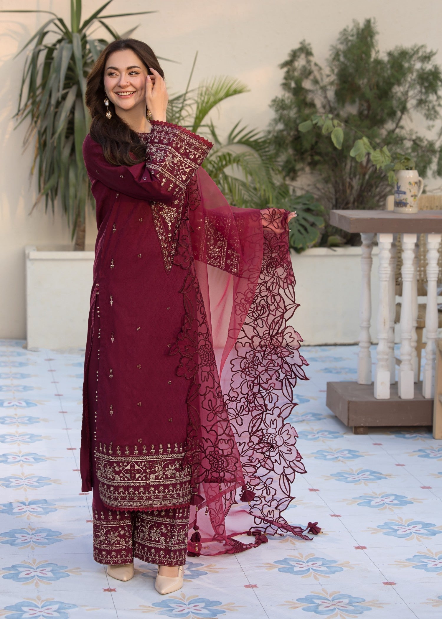 self jacquard Kurta Set in Maroon