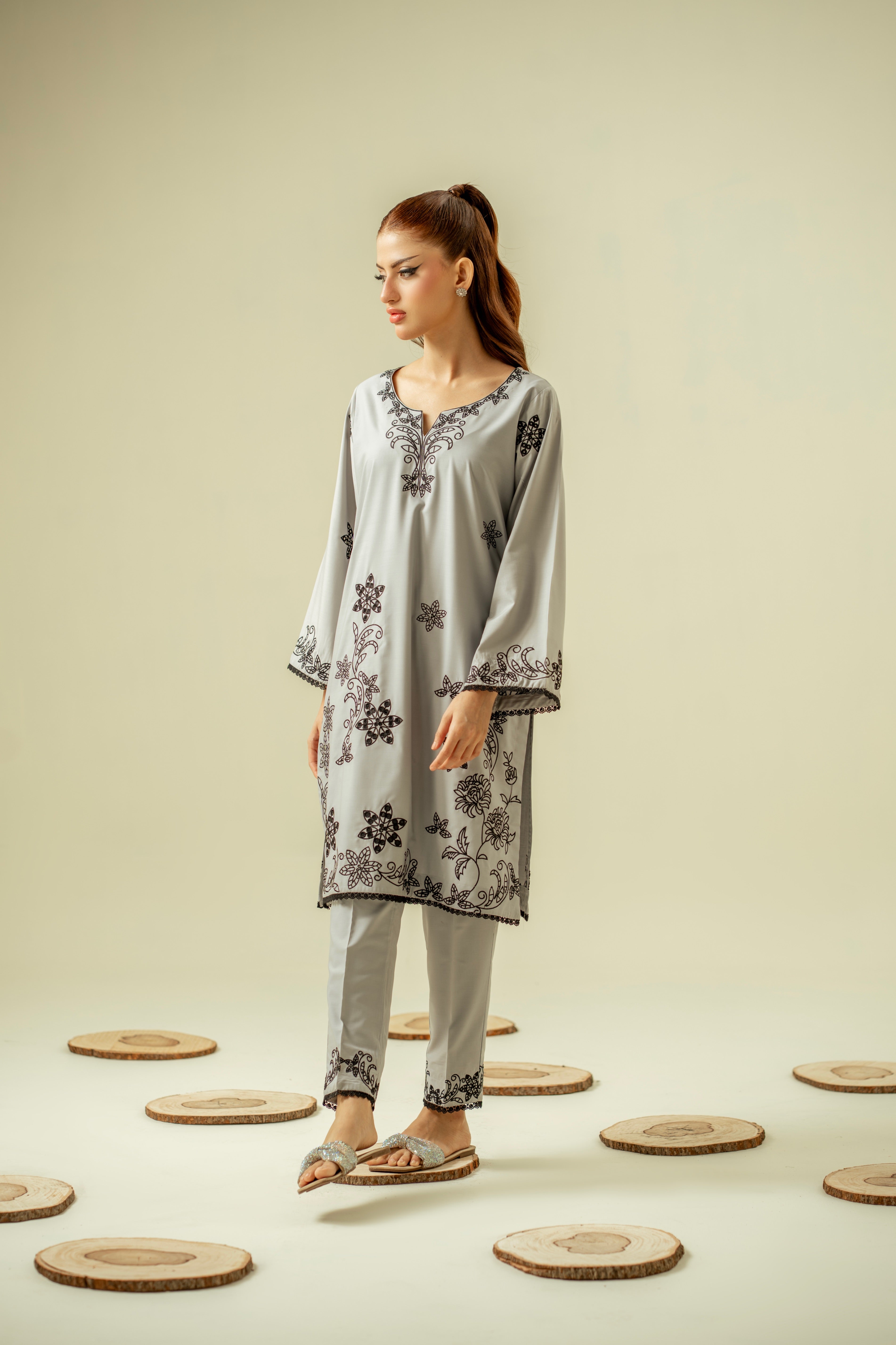 wash & wear Kurta Set in Pastel grey