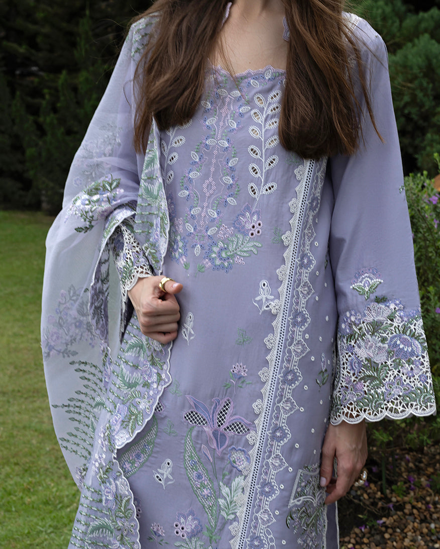 Mon Tresor Luxe Lawn – Vera