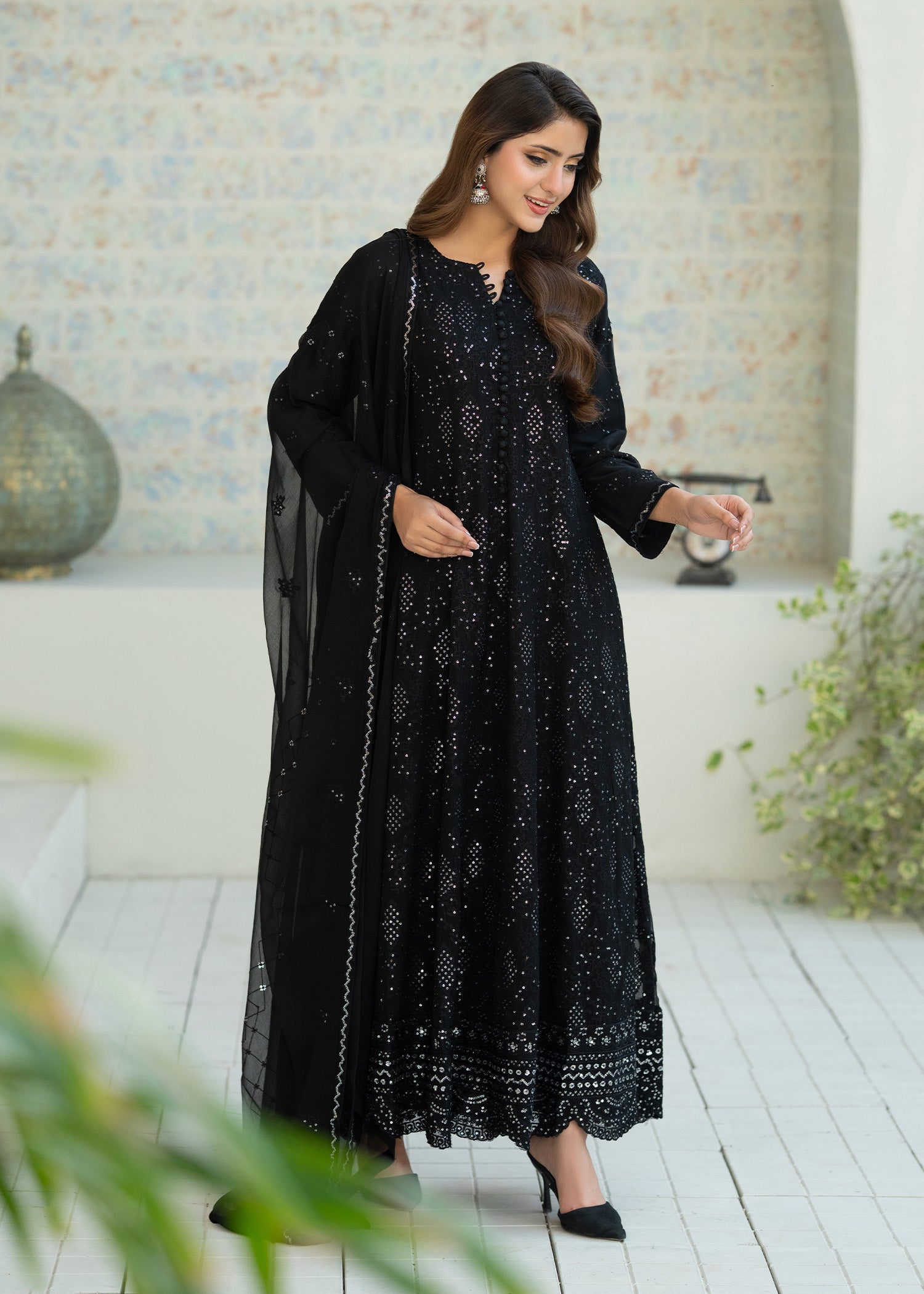 chiffon Pishwas in Black