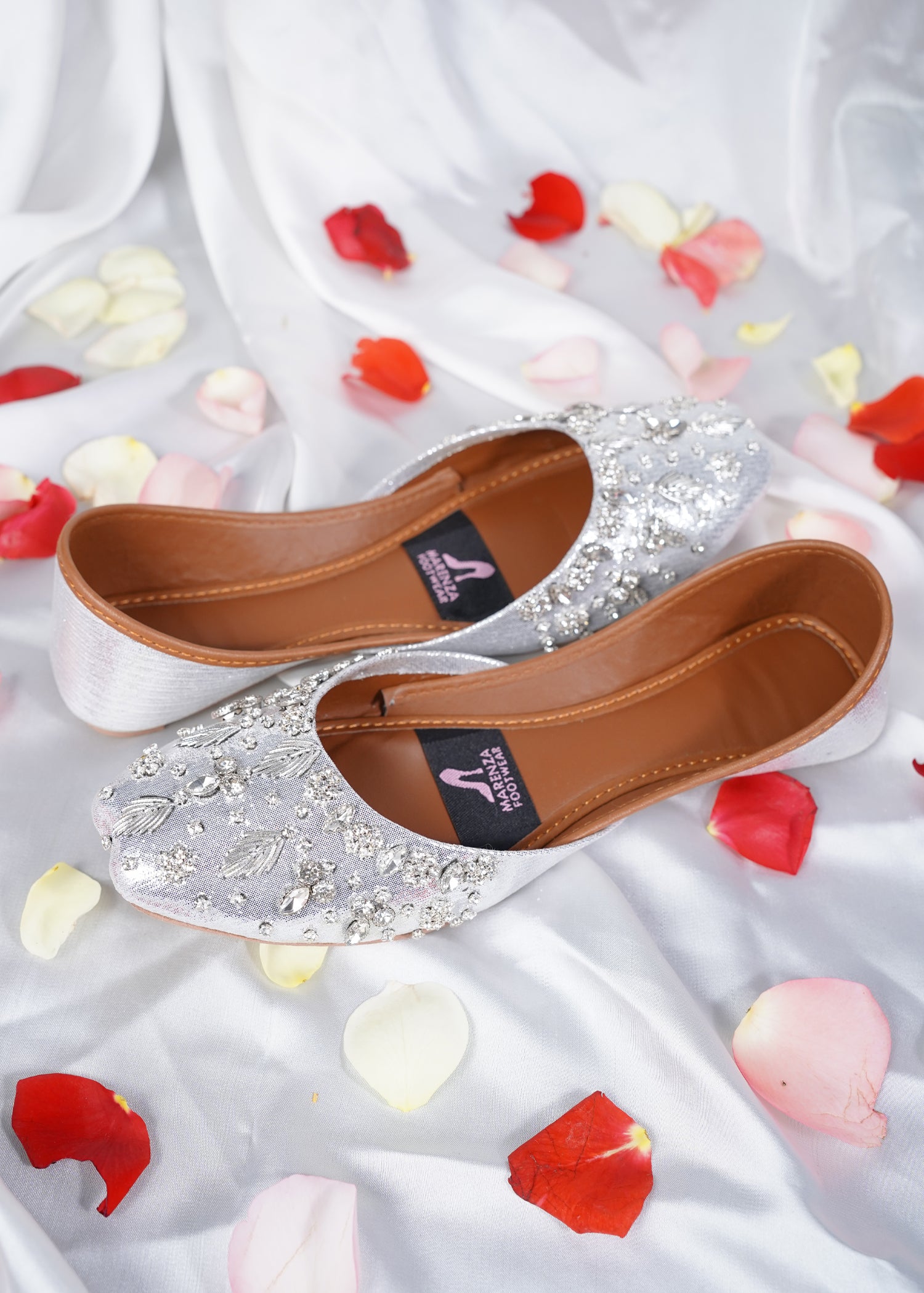 Khussa in Silver by - High Quality Women Khussa ILO9087