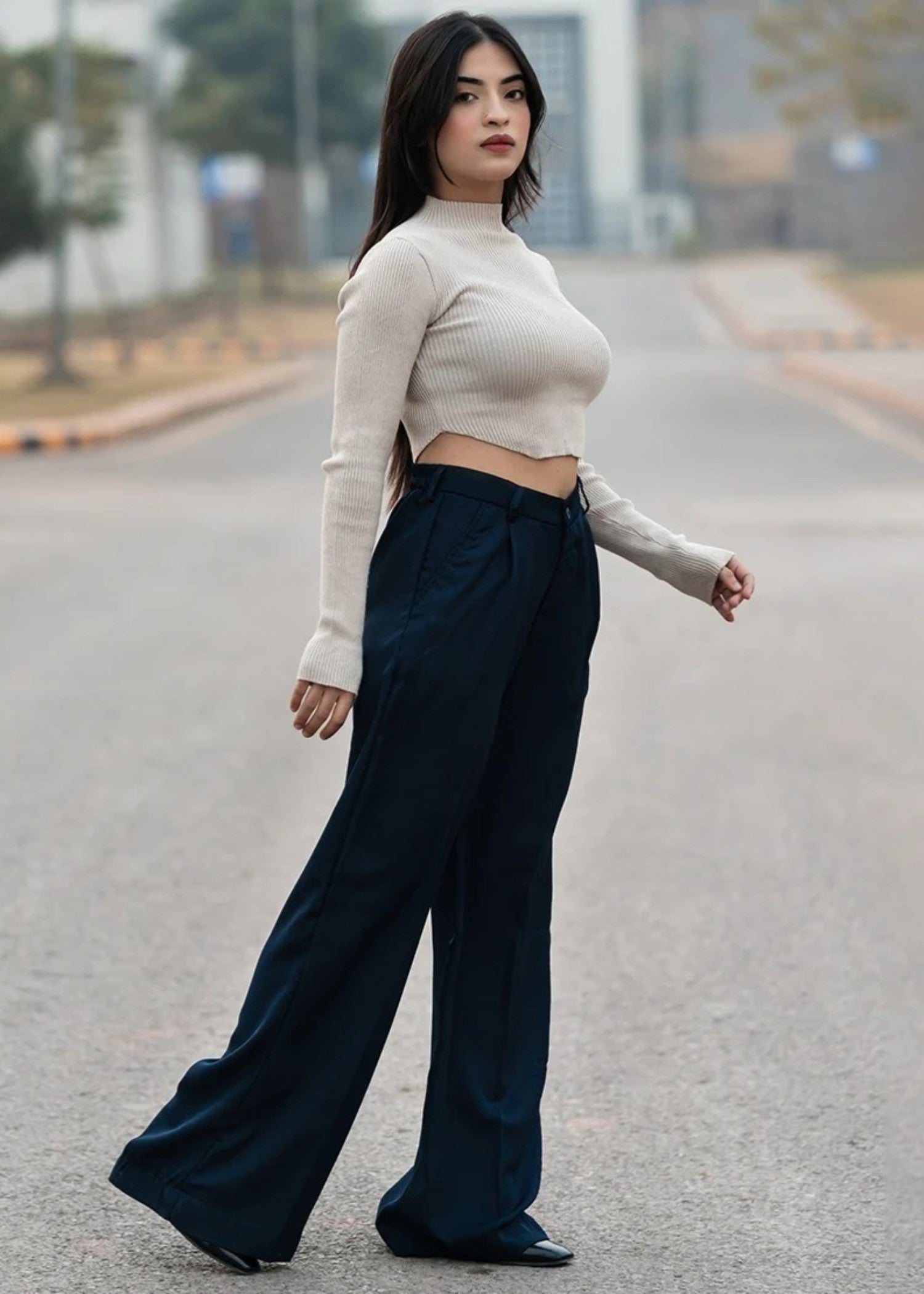 georgette Pants in Navy blue