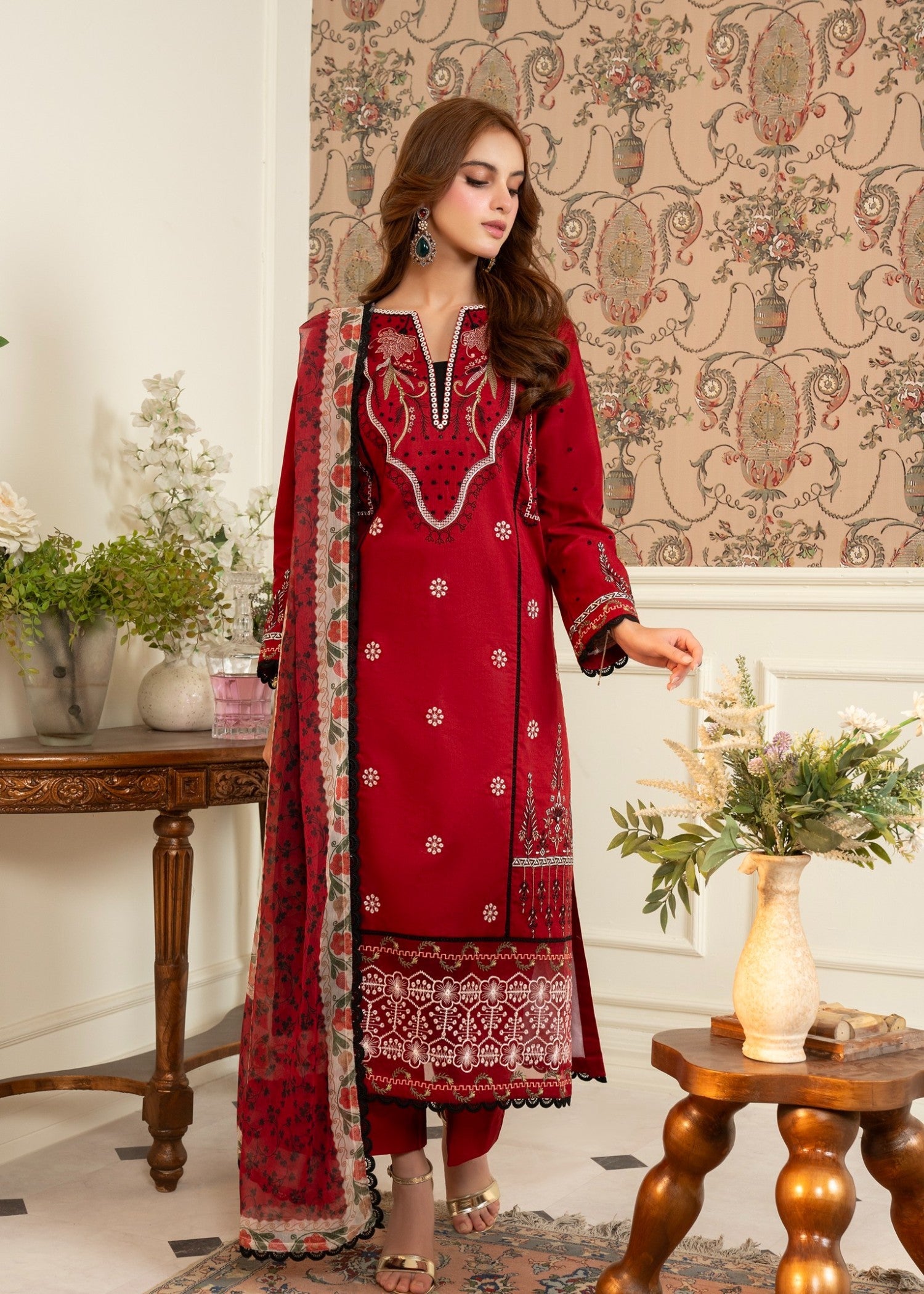 lawn cotton Kurta Set in Red