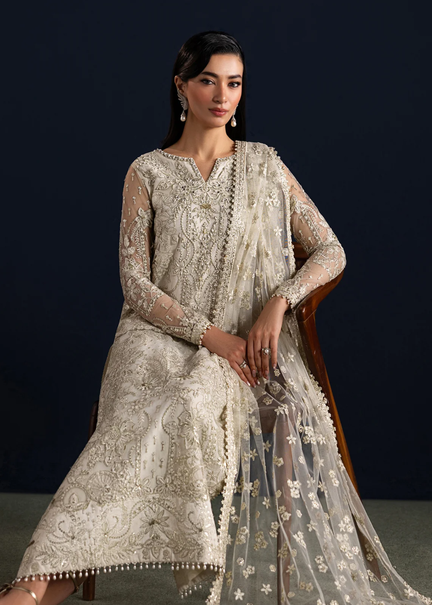 net Unstitched in Pearl white