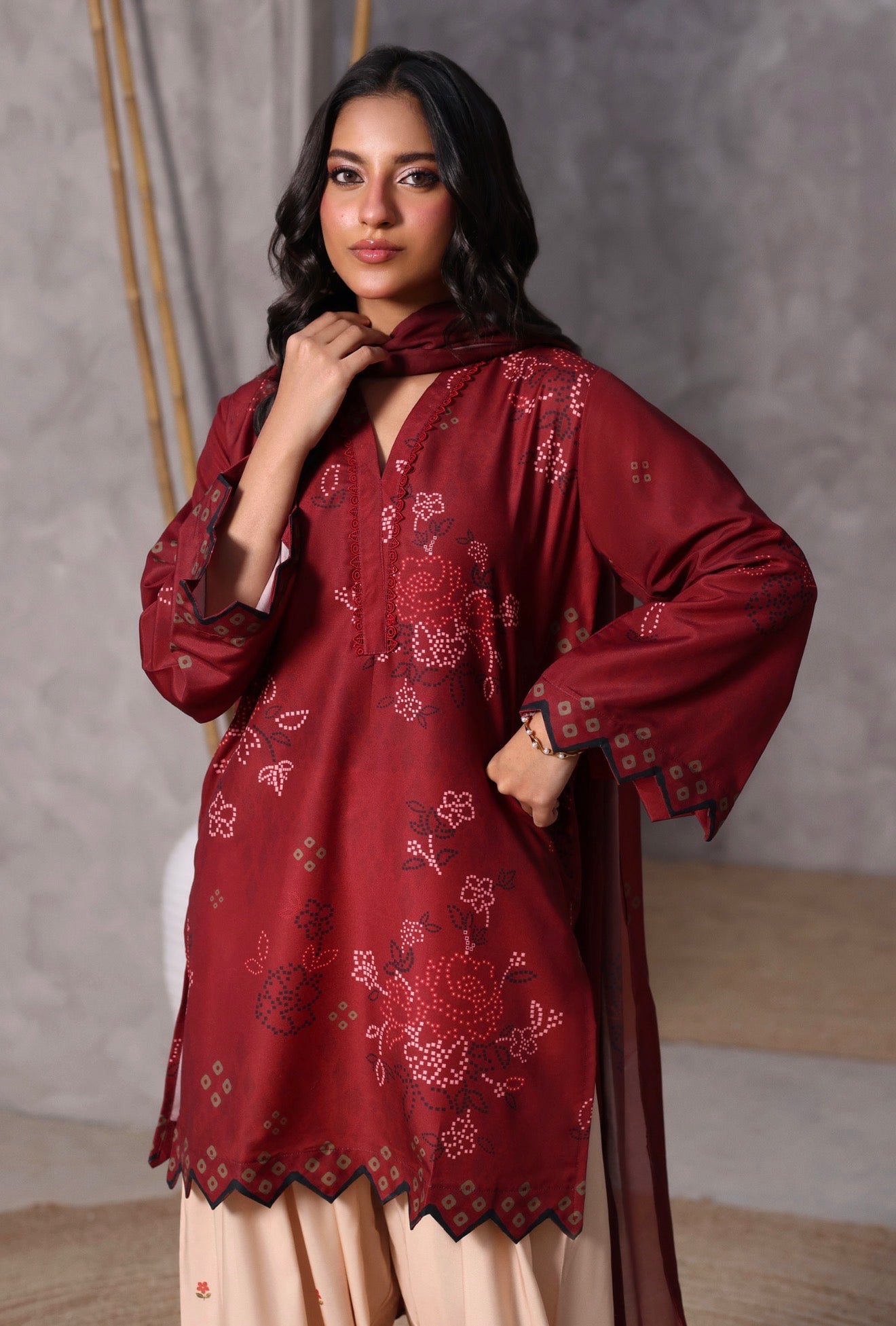 swiss lawn Kurta Set in Blood red