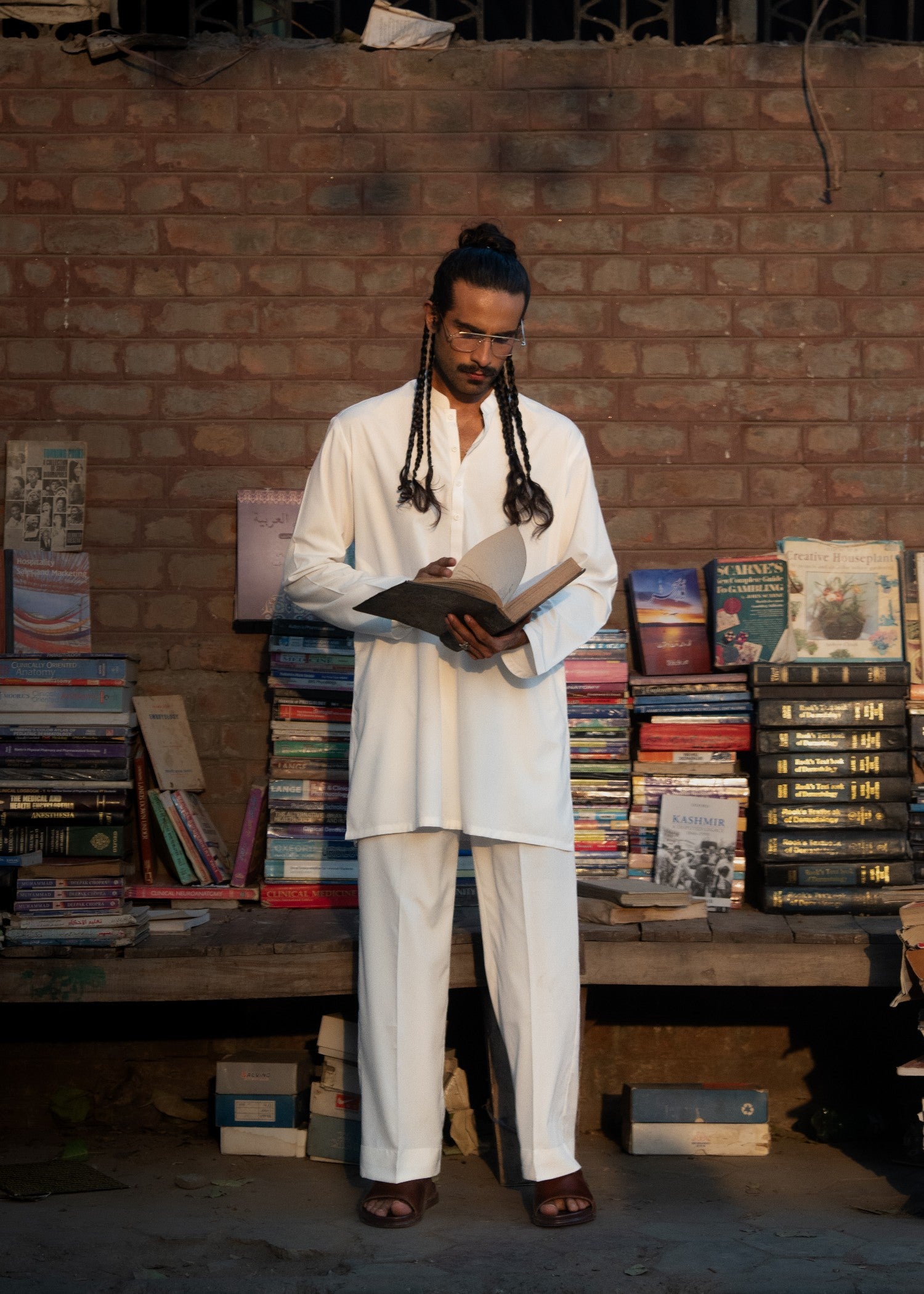 pure boski Kurta Set in Off-white