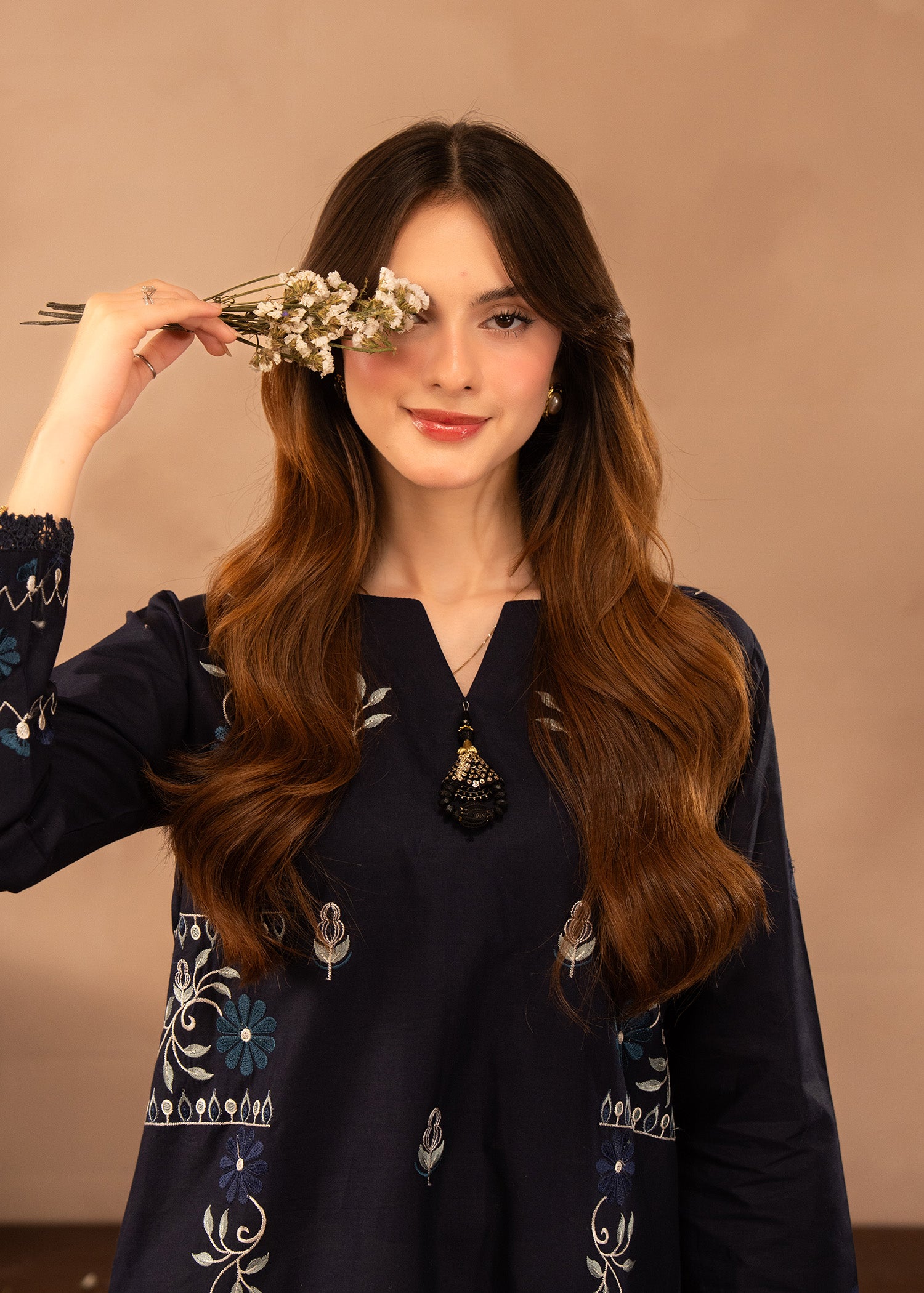 lawn Kurta Set in White, navy blue