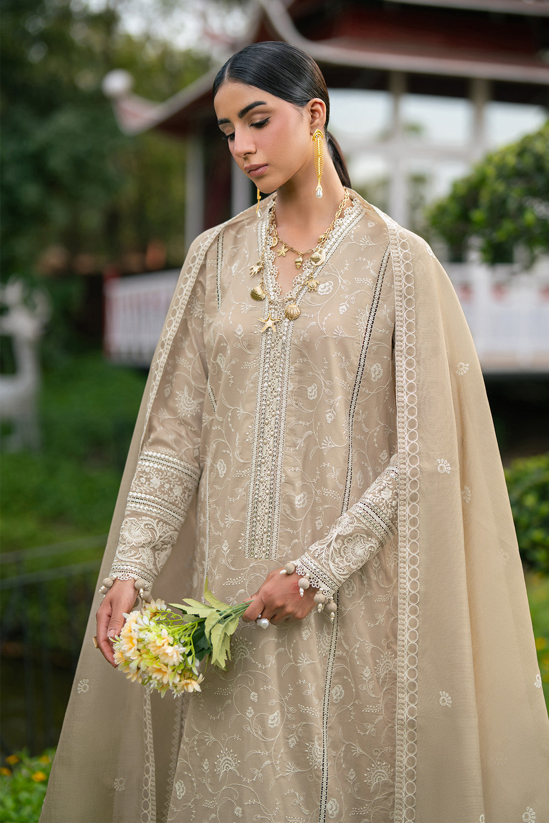 Summer Lawn – 7069-Drape