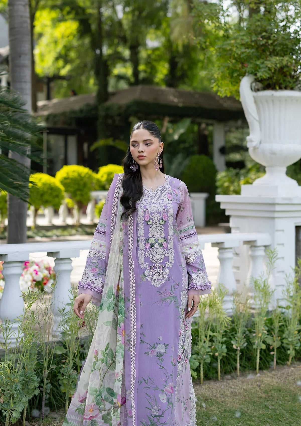 Signature Lawn Edit – 1B