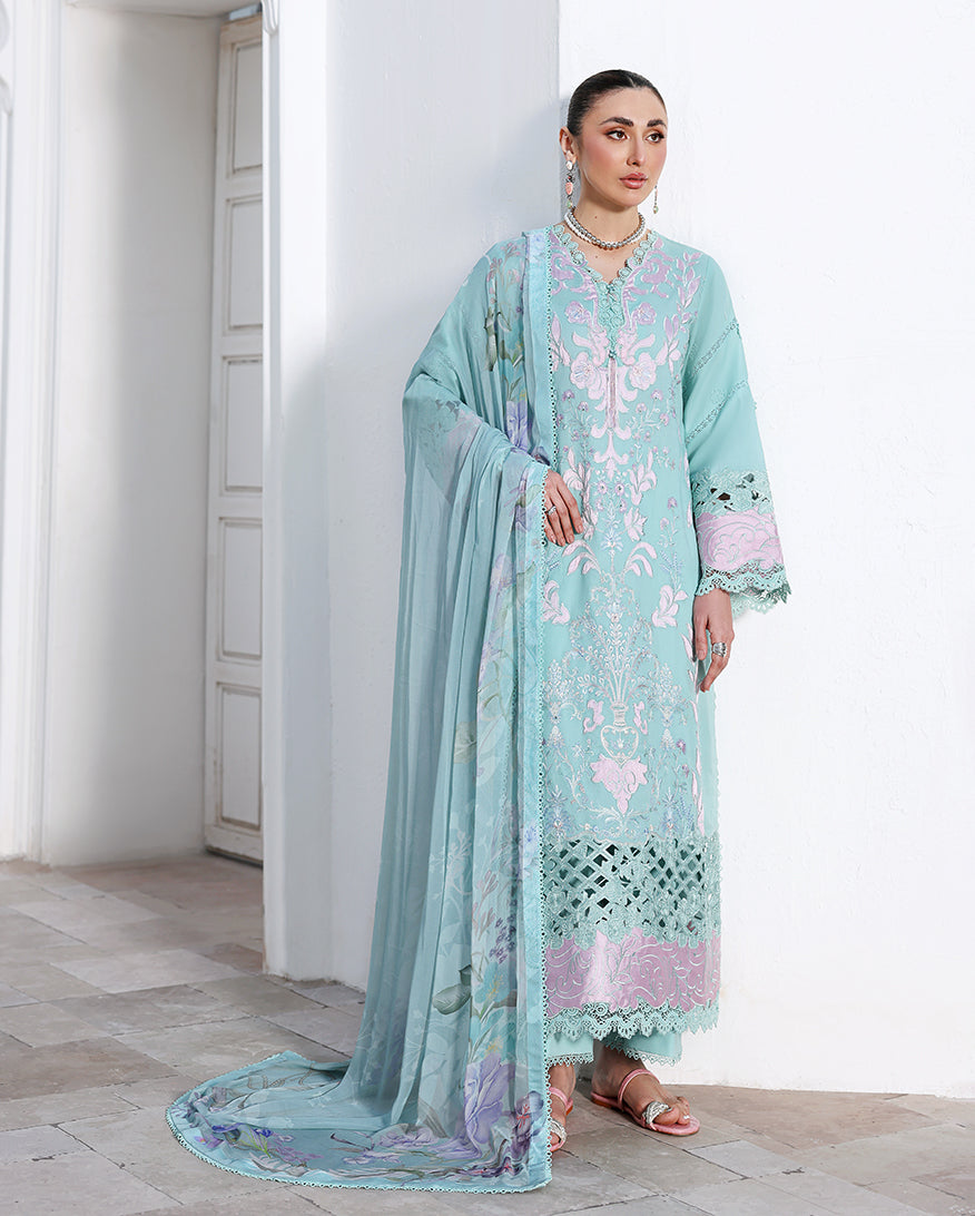 Floral Reveire Lawn – Dewy Mist