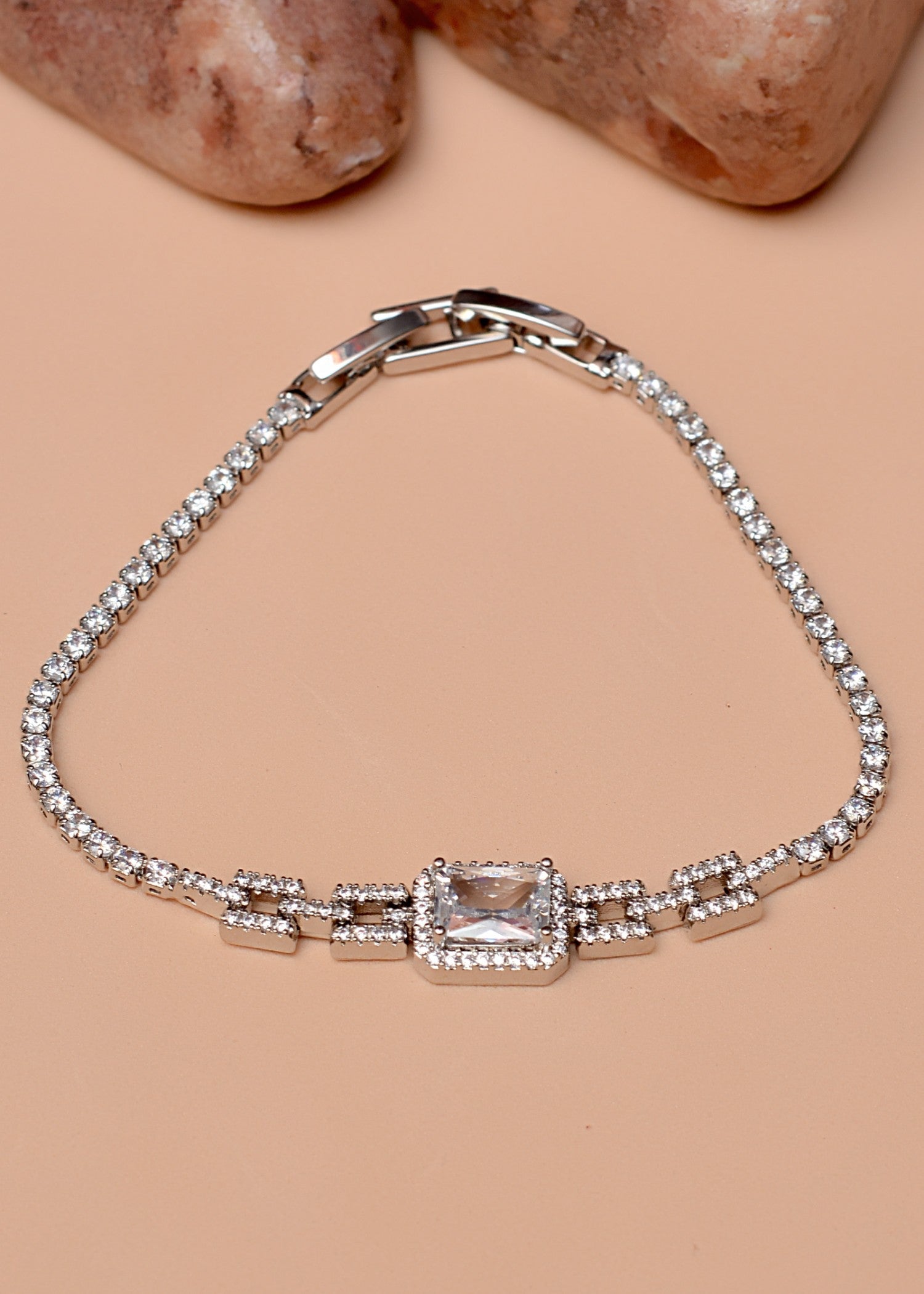 Bracelet in White Color by - Trendy Women Bracelet WXZ6019