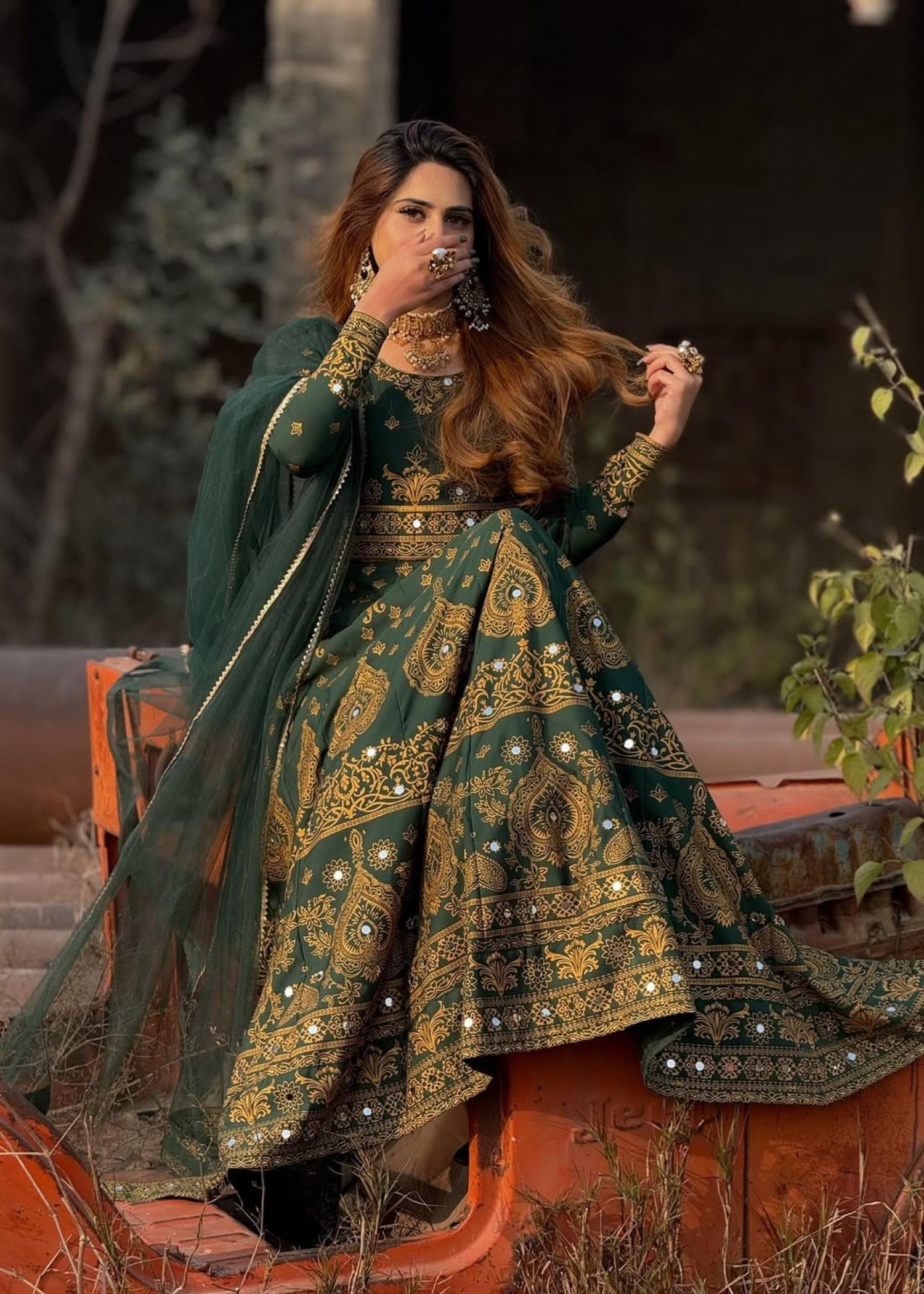 satin silk Maxi in Dark green