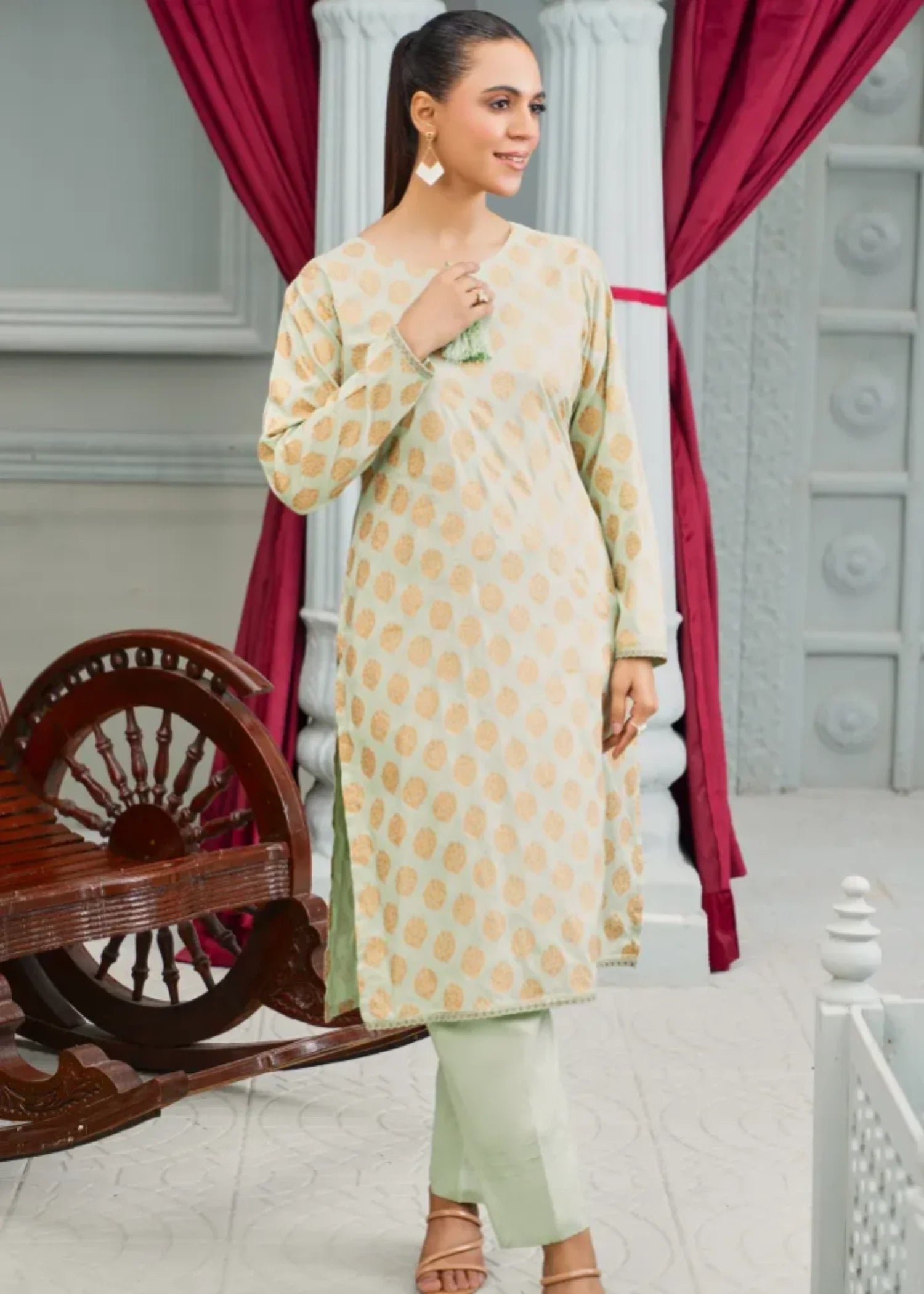 linen Kurta Set in Pastel green