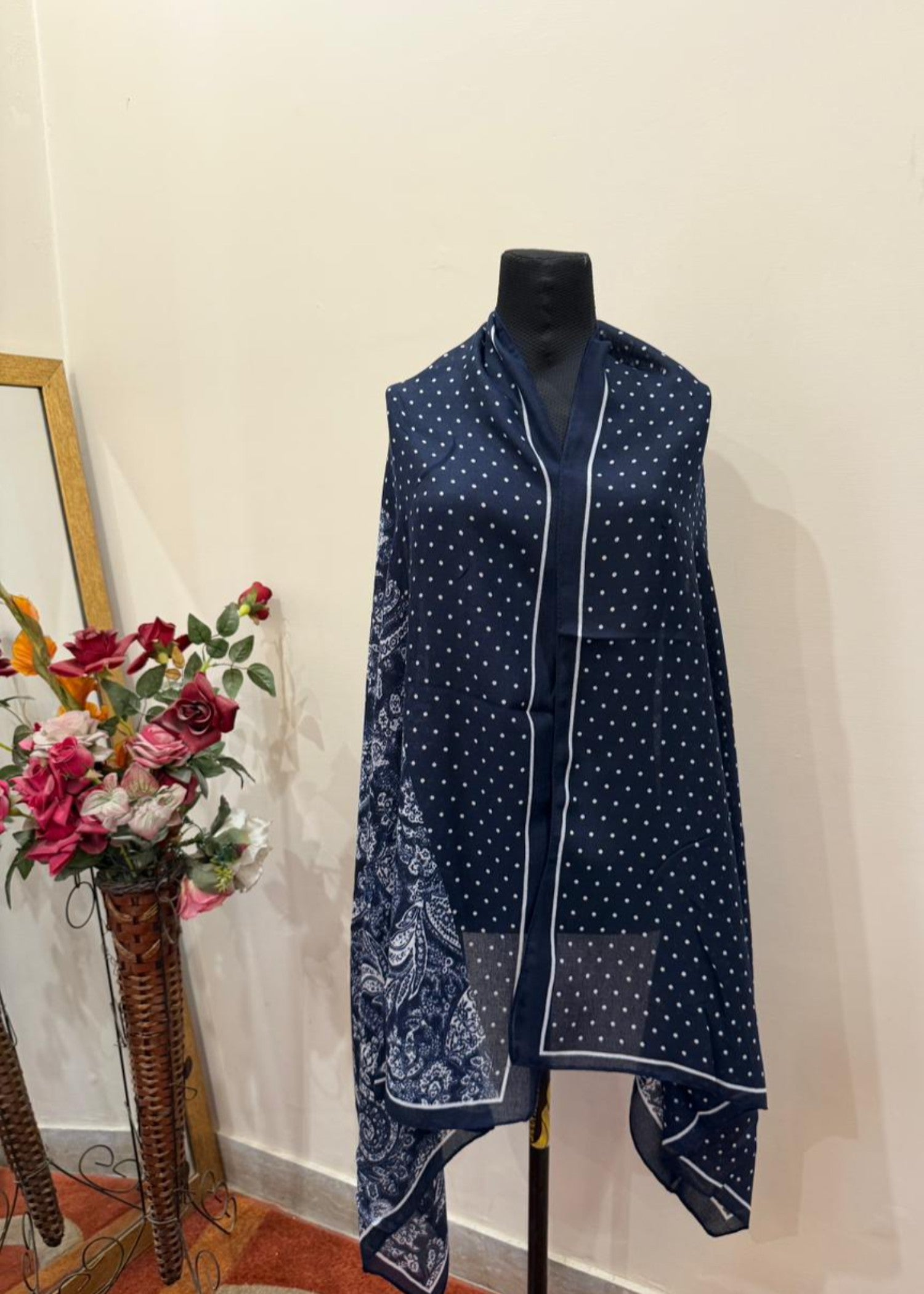 viscose Hijab in Navy blue