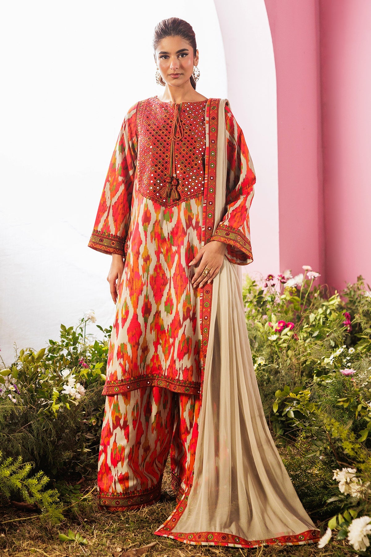 Rang-e-Bahar Lawn – CRB6-08