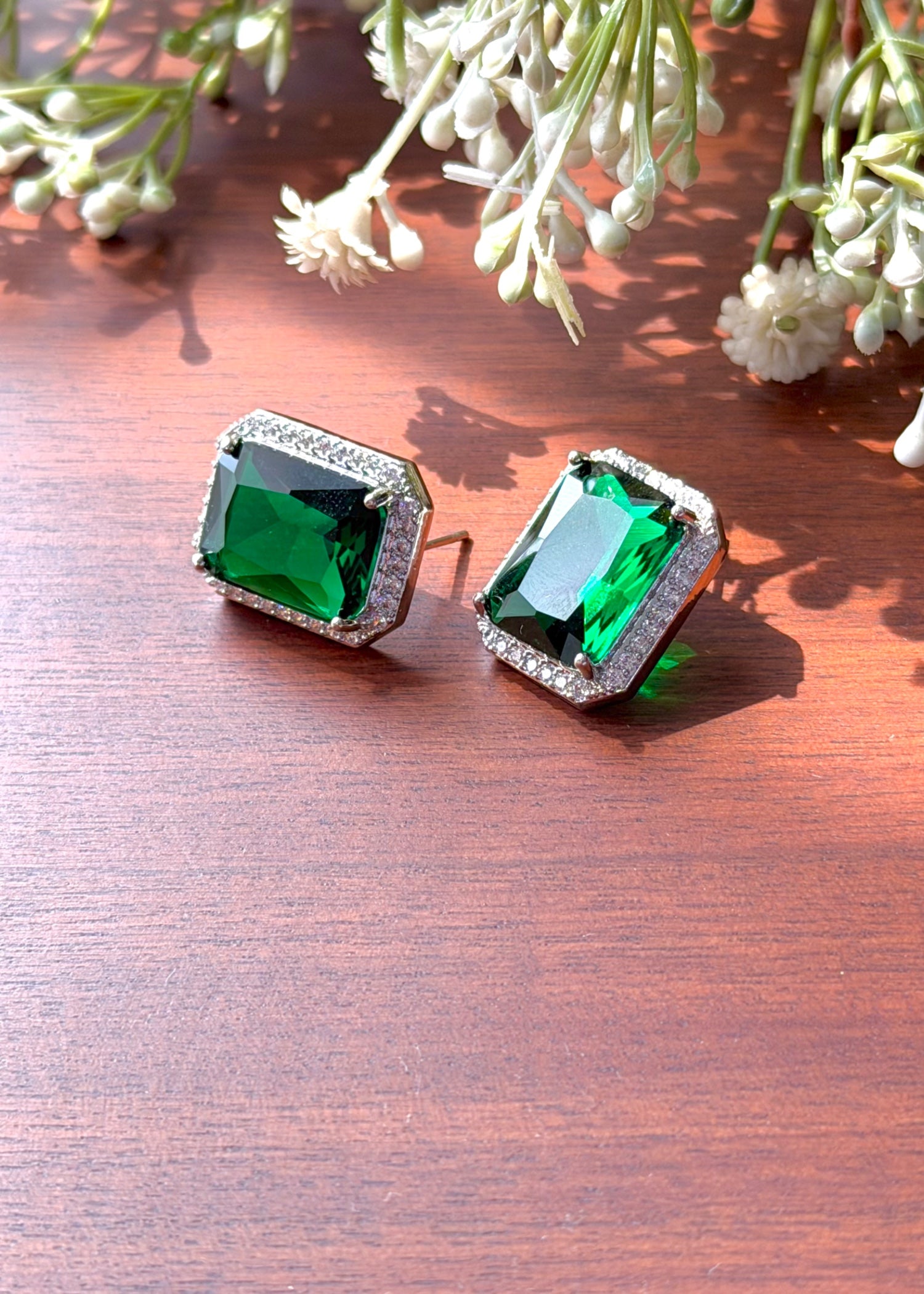 Studs in Emerald green Color by - Trendy Women Studs JUR6883