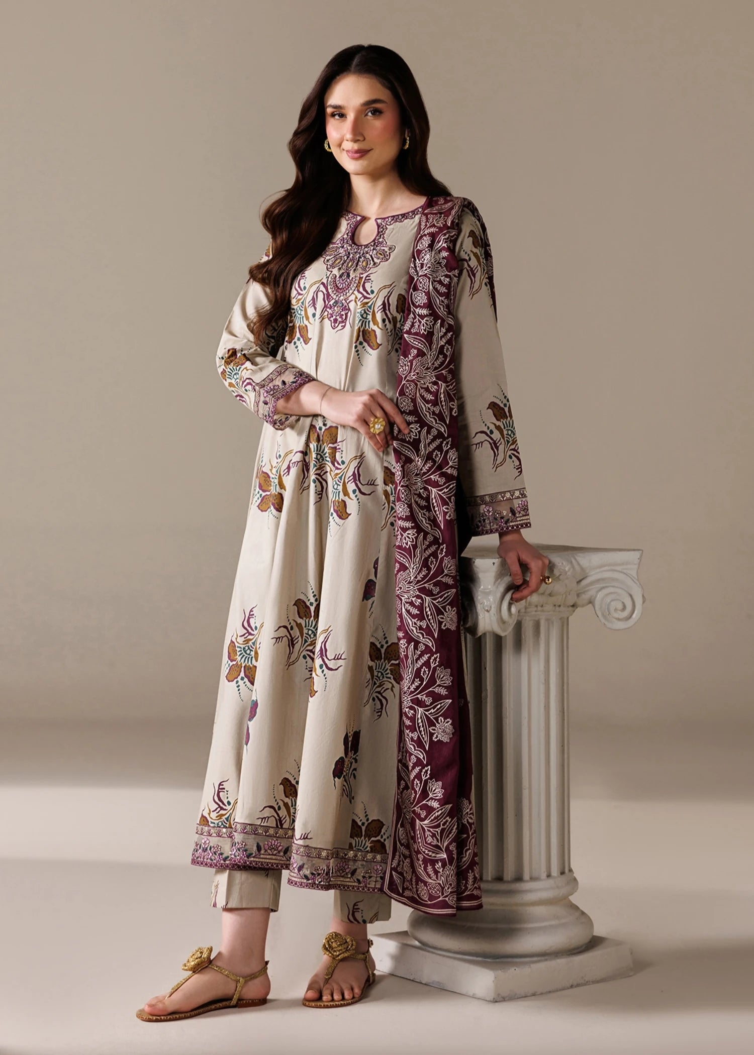 lawn cotton Pishwas in Eggshell