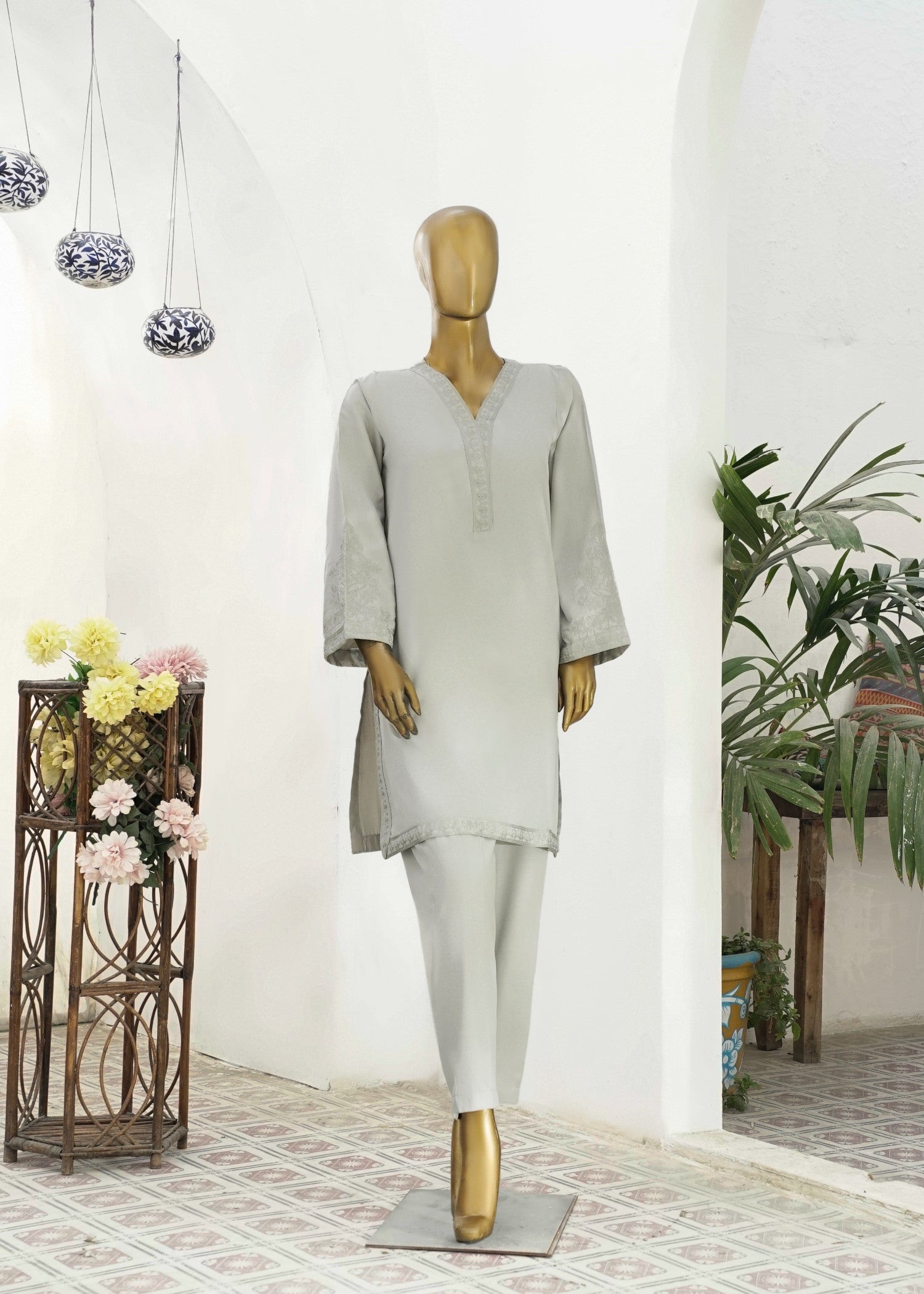 poly viscose Kurta Set in Light grey
