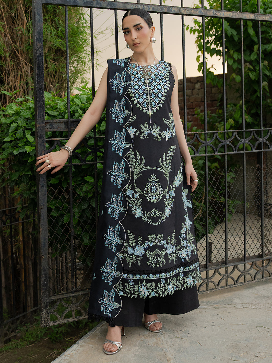 Amaya Lawn – MU-11