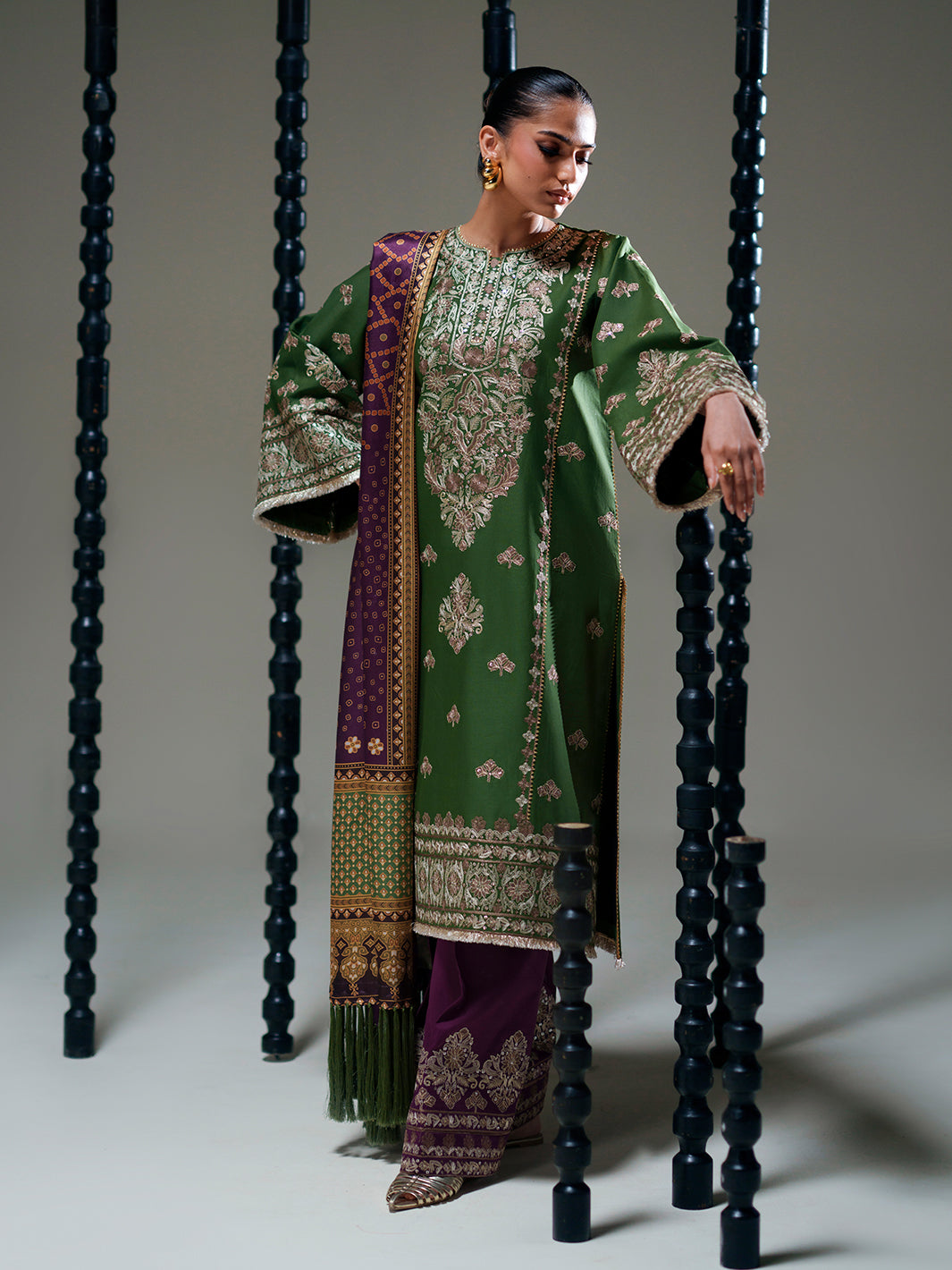 Amour Luxury Lawn – 183-B