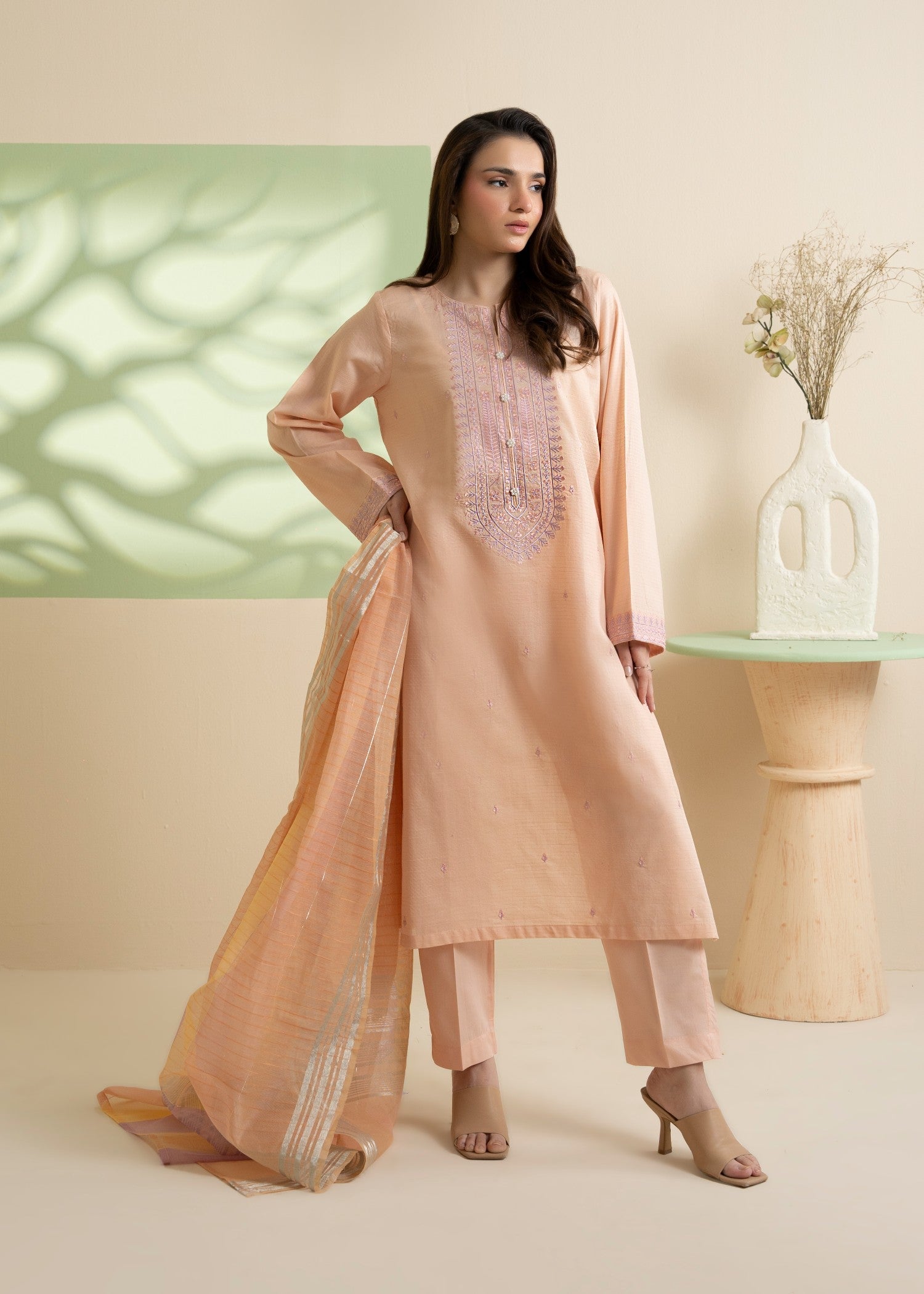 textured lawn Kurta Set in Peach pink
