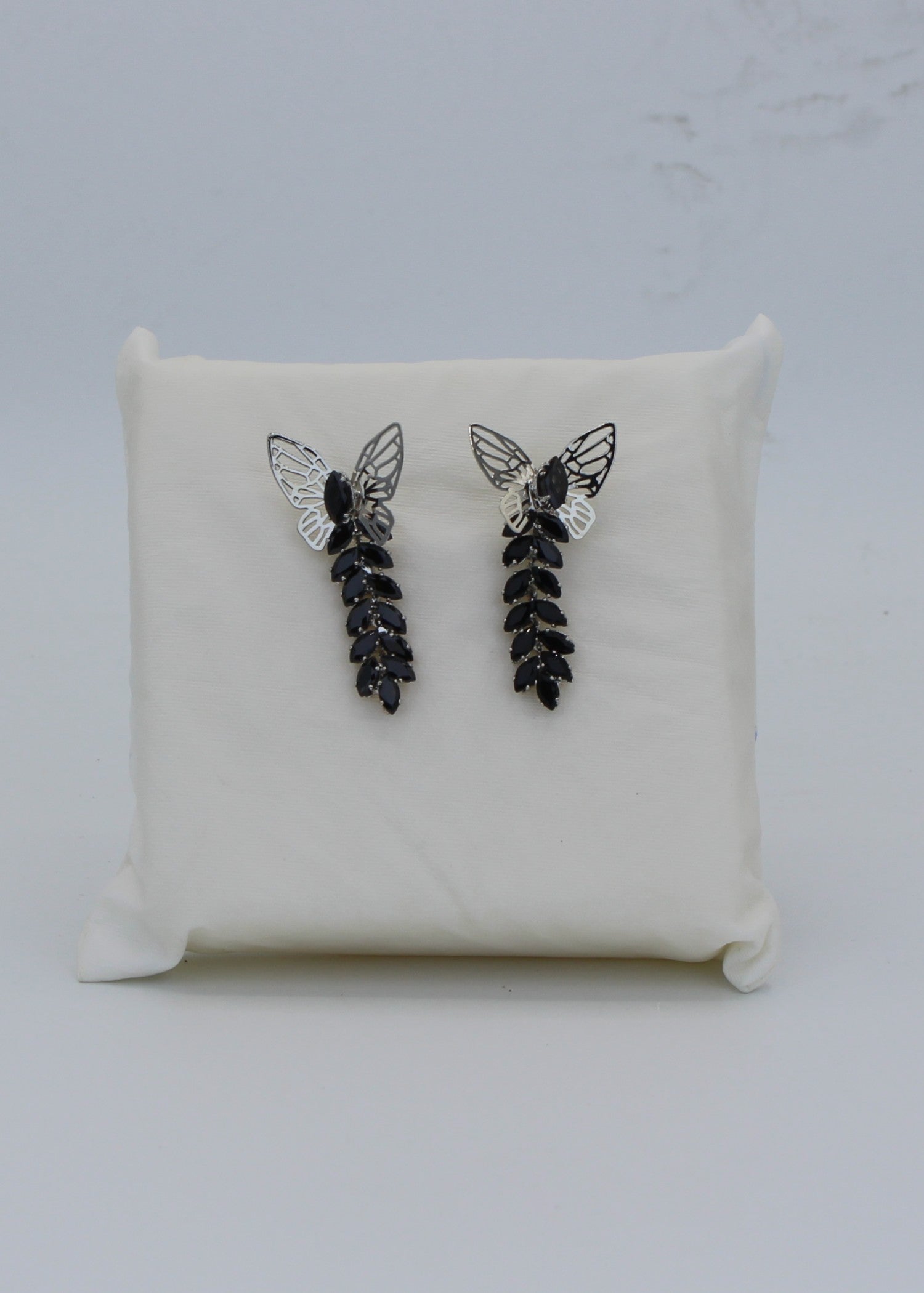 Earrings in Black Color by - Trendy Women Earrings ZOJ2135