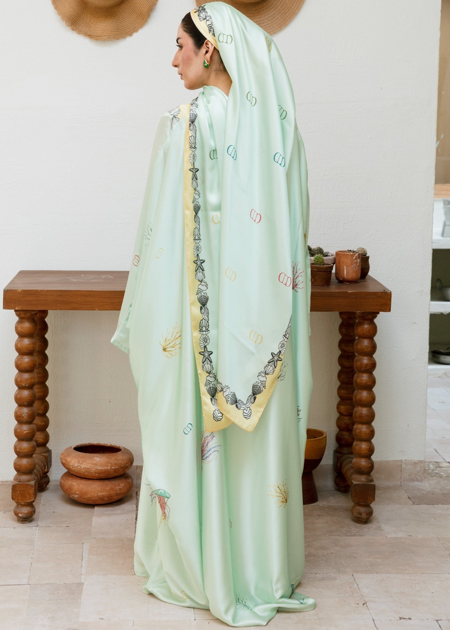 pk charmuse silk Abaya in Multi, tea green