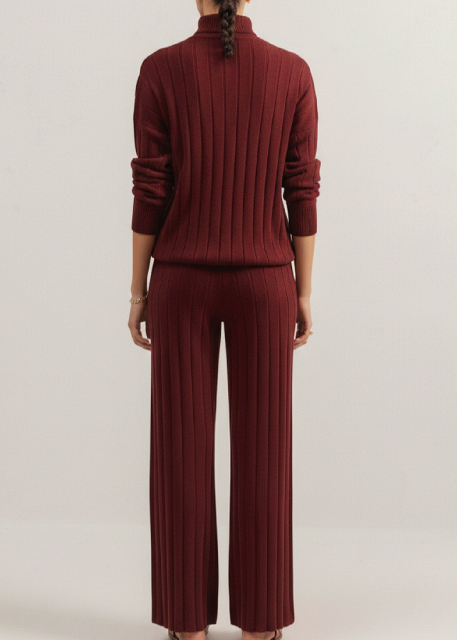 cotton Turtle Neck in Maroon