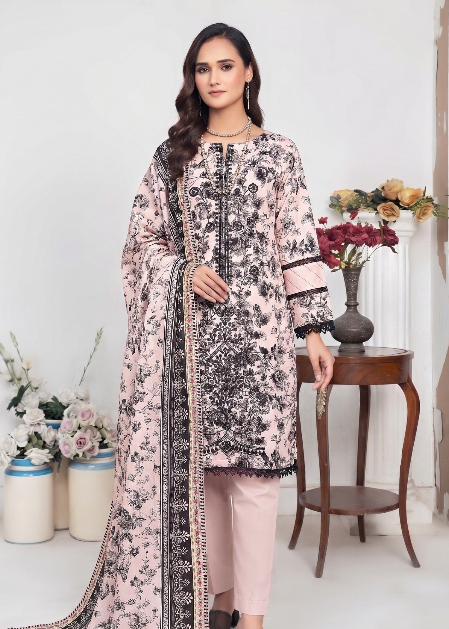 lawn Kurta Set in Blush pink