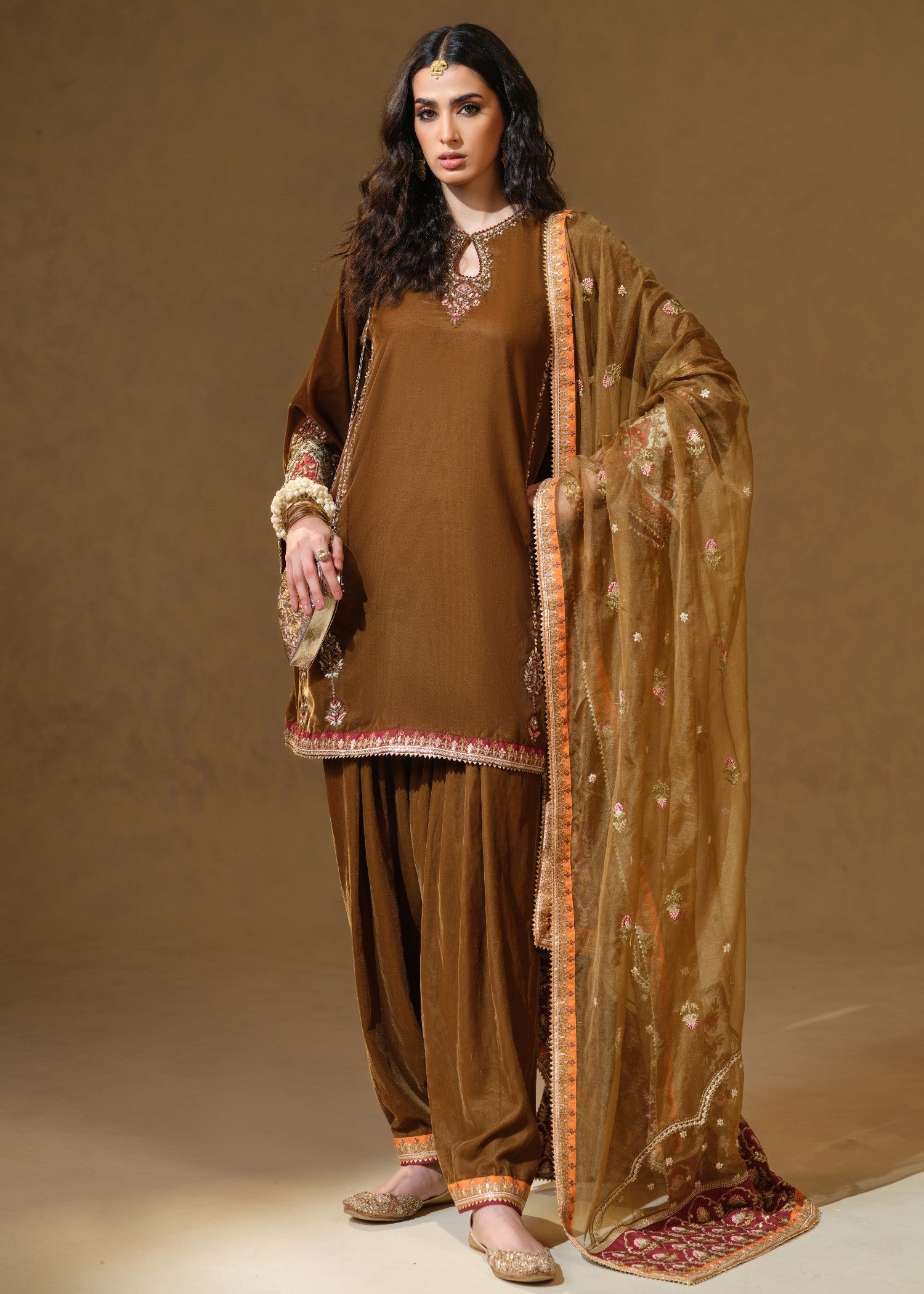 velvet Kurta Set in Brown