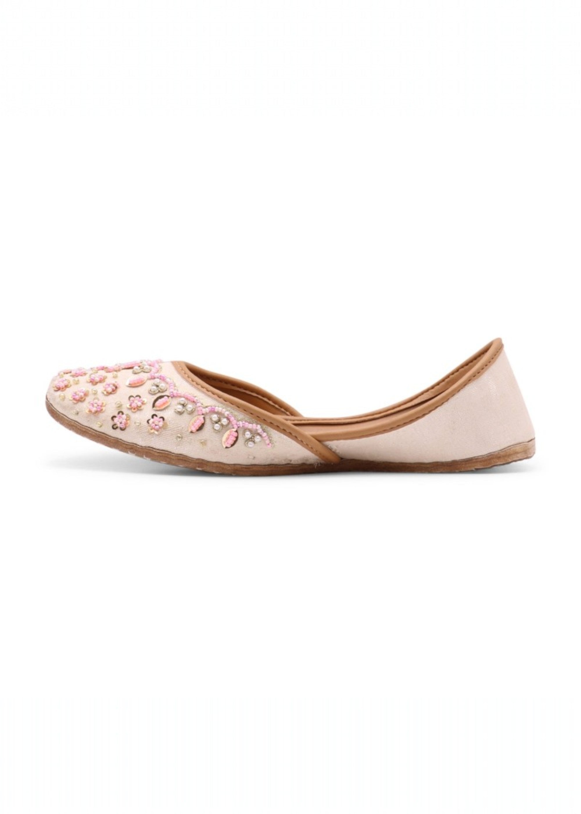 Khussa in Ivory by - High Quality Women Khussa FQW6646
