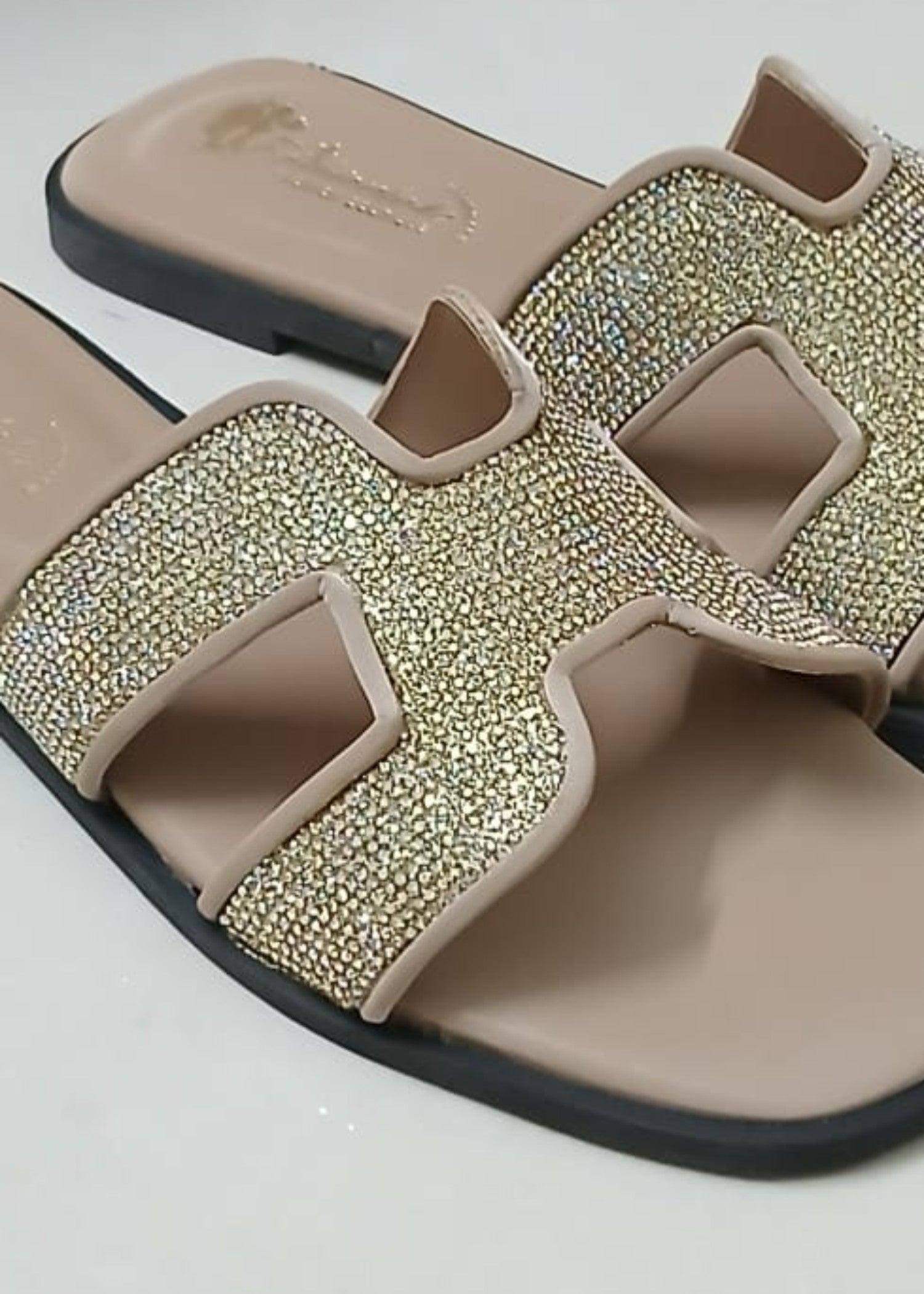 Slides in Cream by - High Quality Women Slides OMS2243