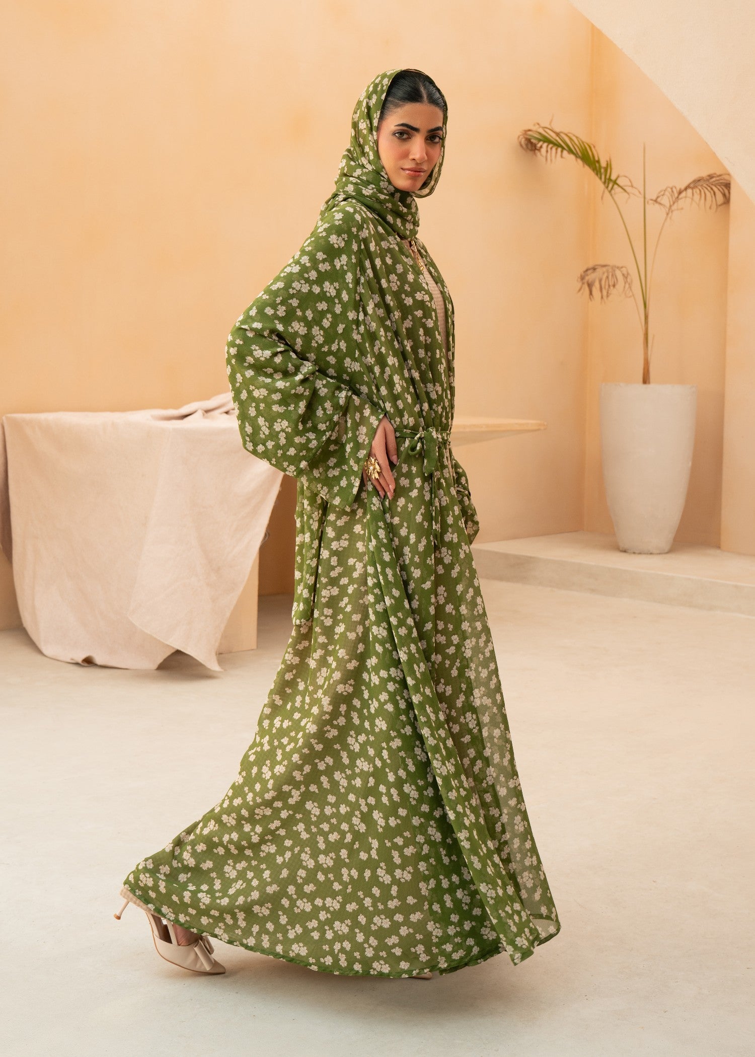 chiffon Abaya in Forest green, beige, multi