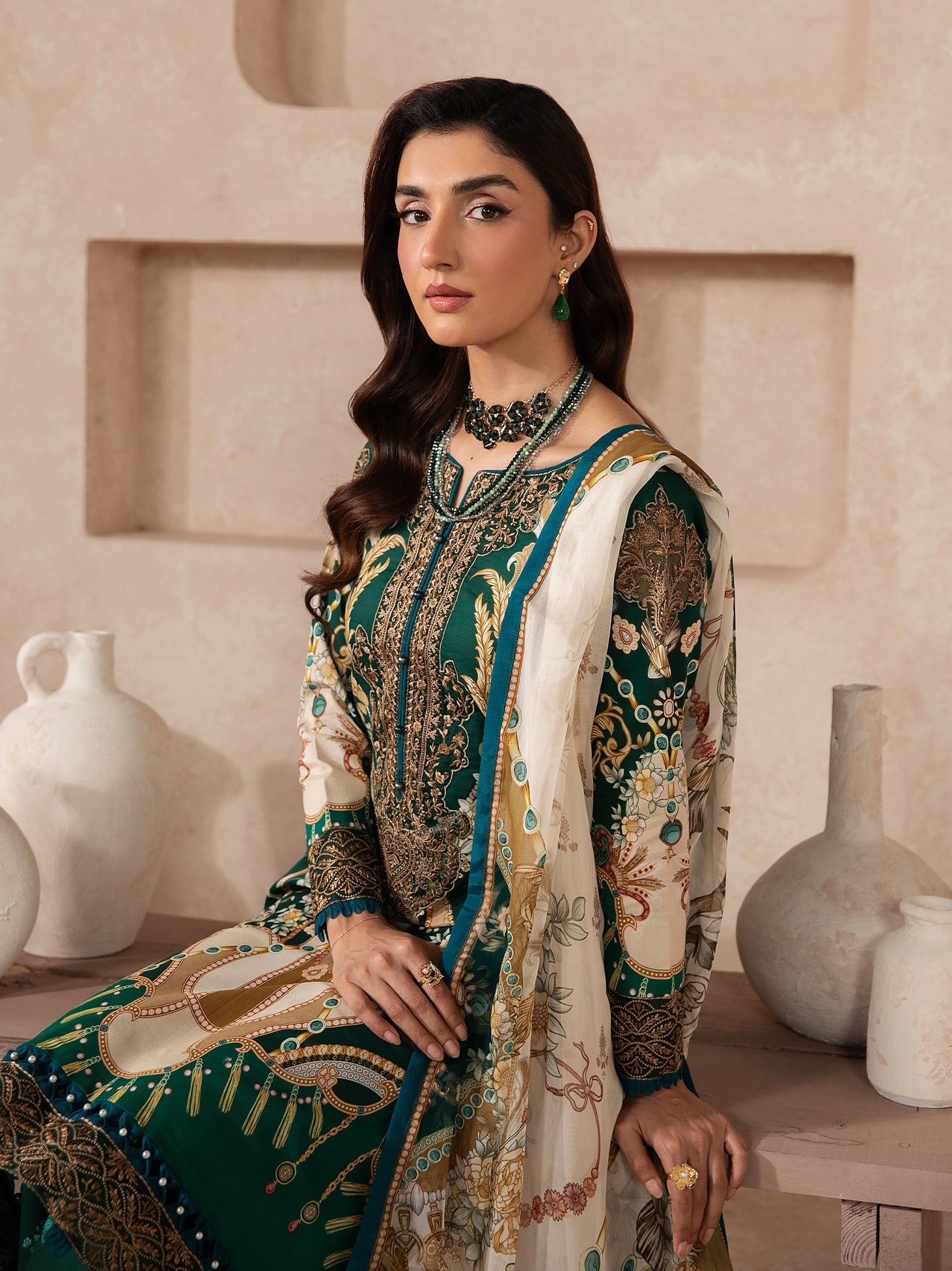 Syra Lawn – Vantae