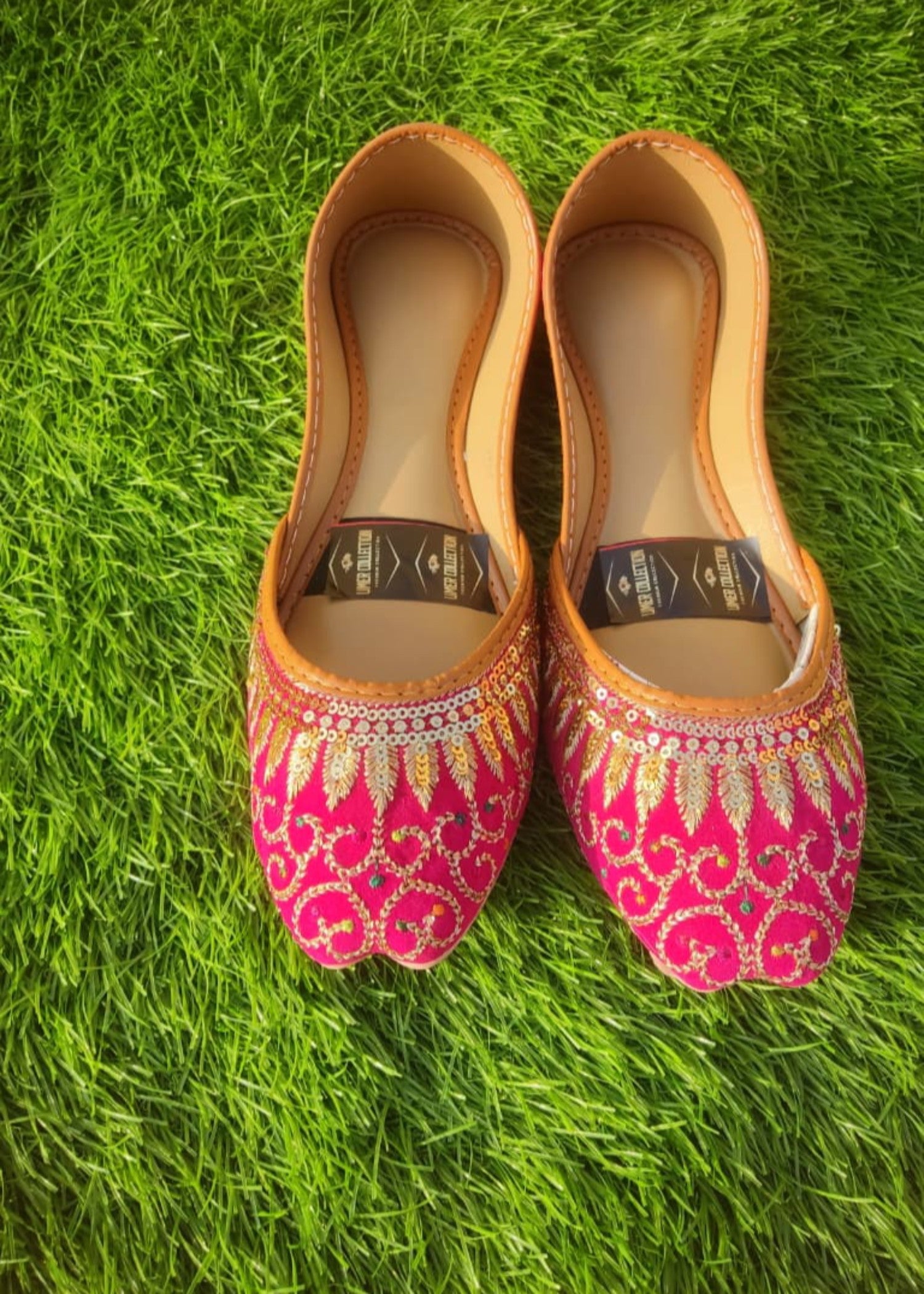 Khussa in Deep pink by - High Quality Women Khussa VPD7142