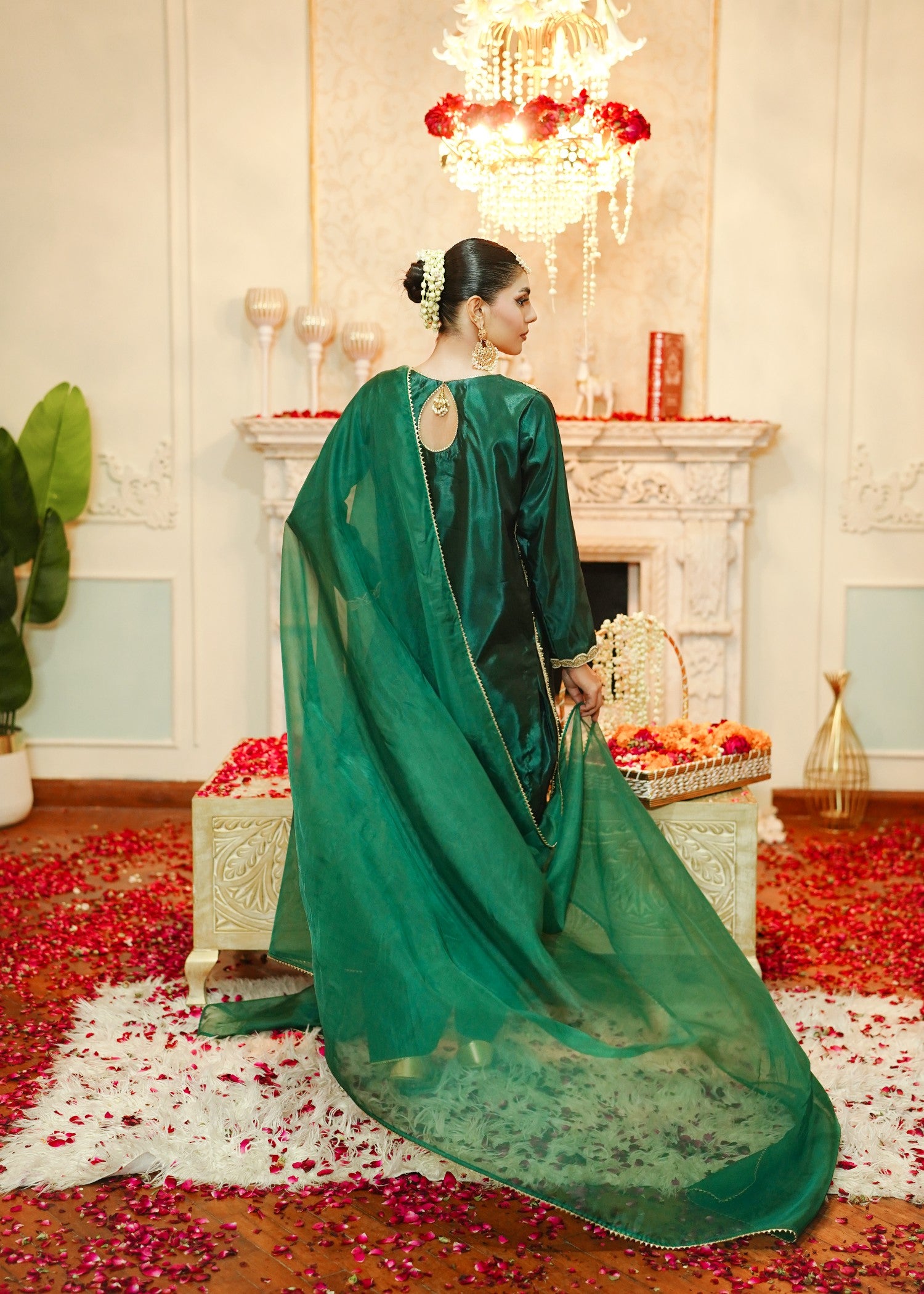 korean raw silk Kurta Set in Green