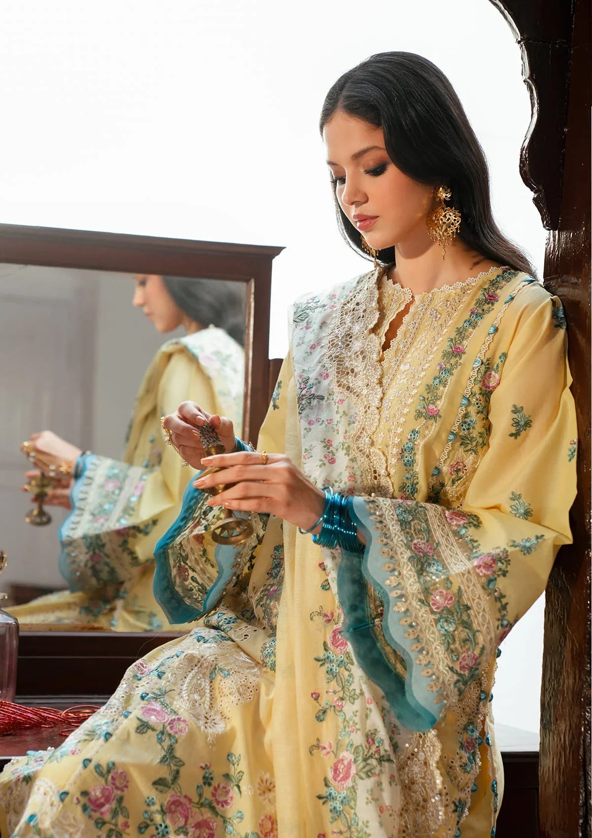 Ek Fasana Luxury Lawn – KLB-2B MUSKAAN